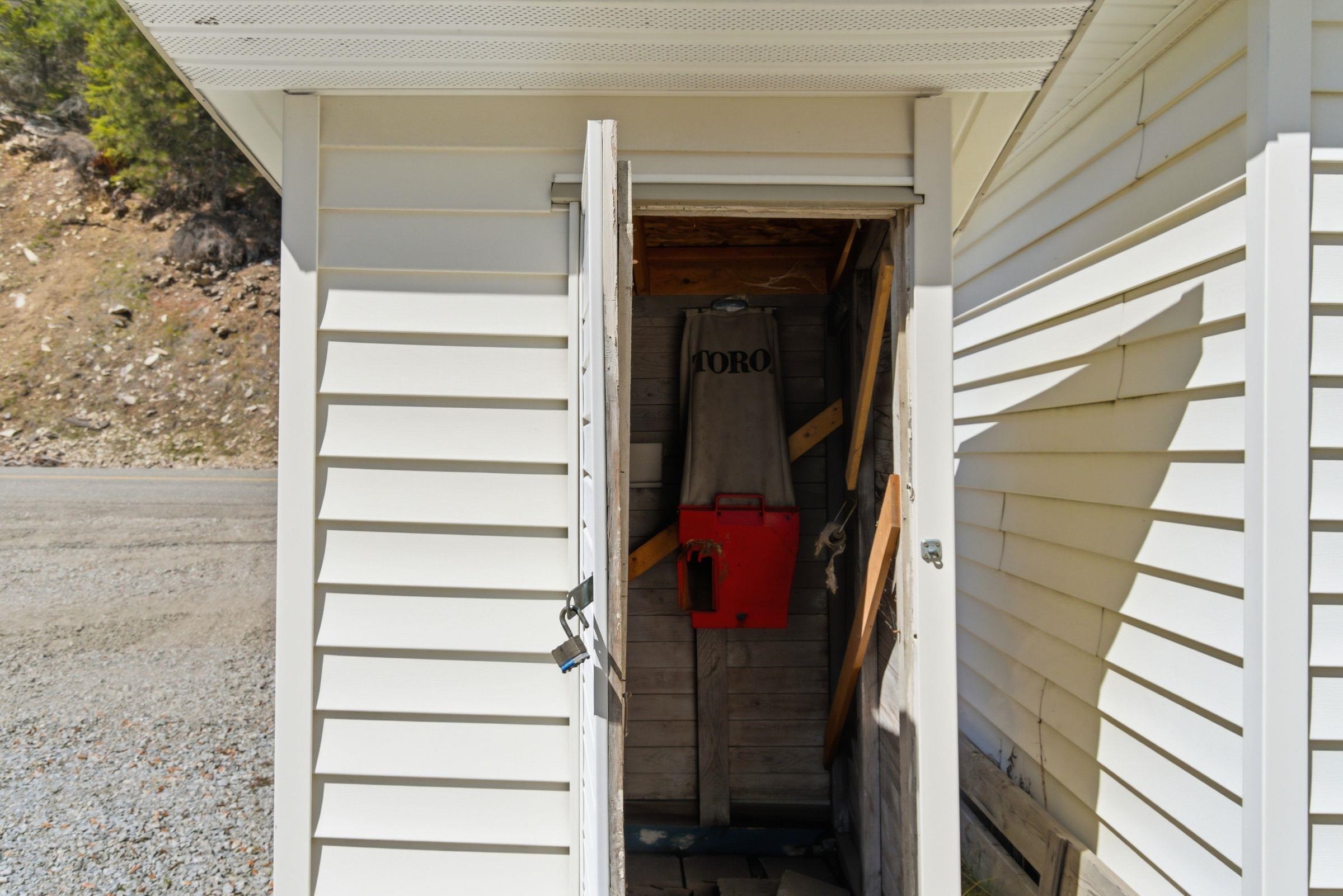 5802 Northshore Diamond Lake Rd - Photo 21