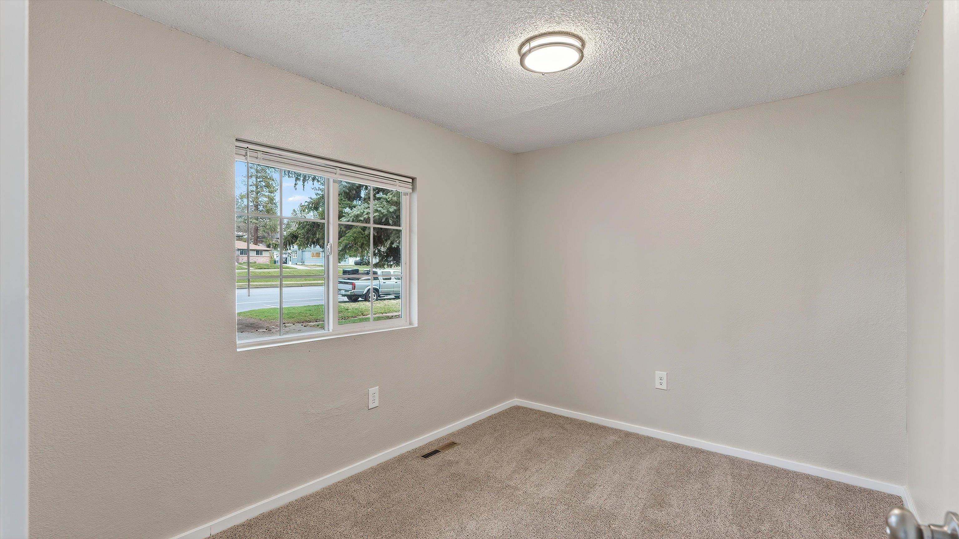 5341 N Driscoll Blvd - Photo 17