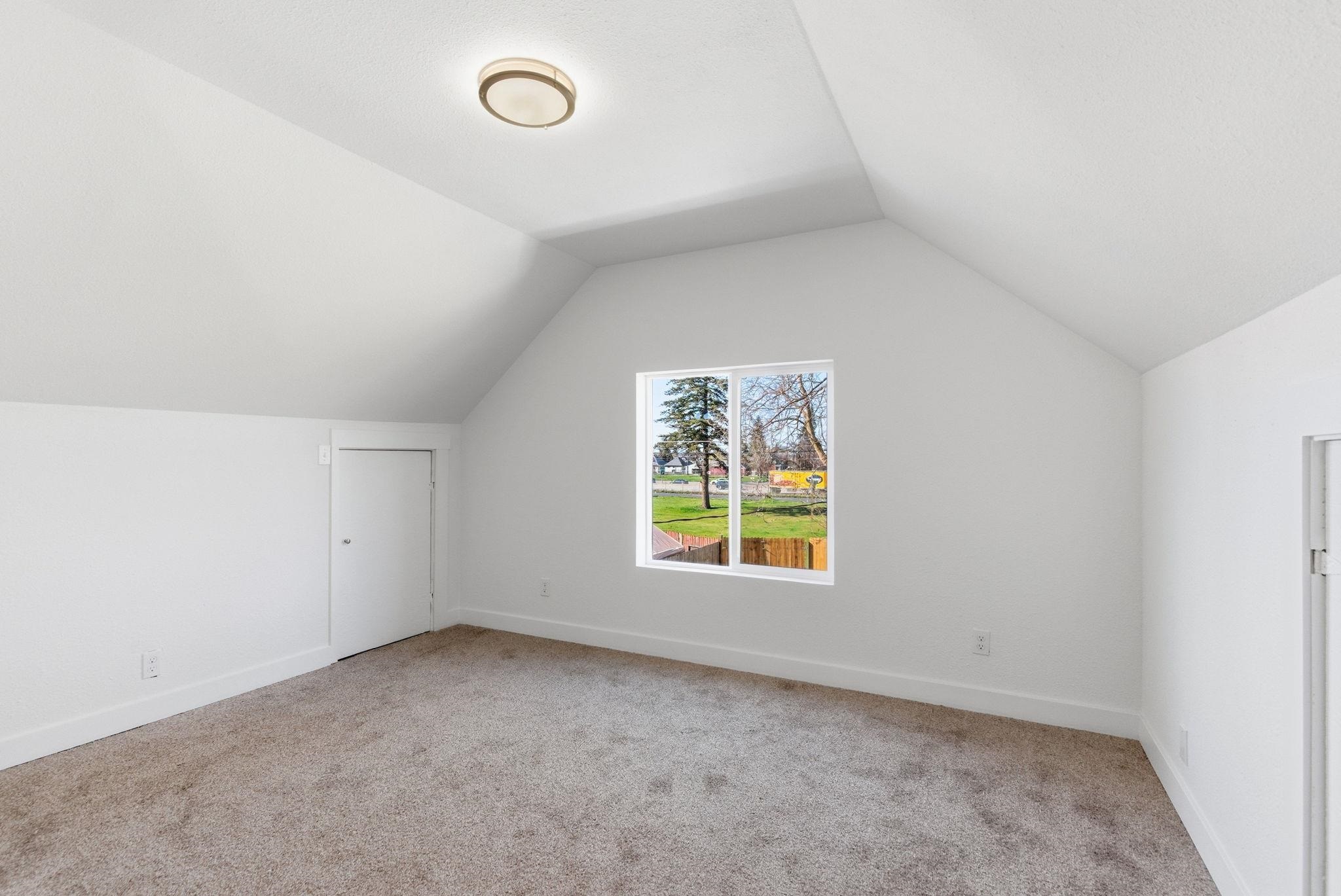 1713 E 4th Ave - Photo 23
