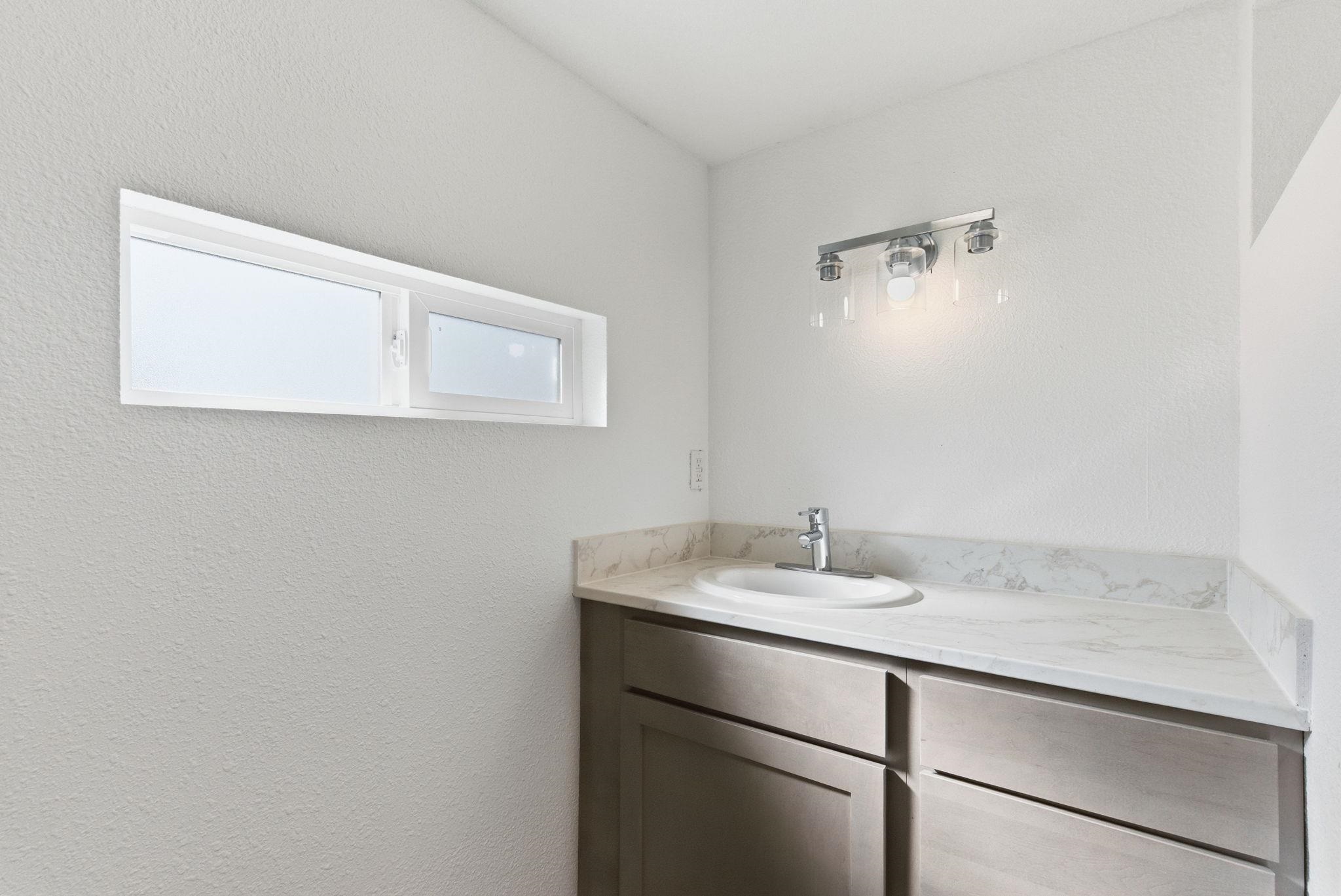 1713 E 4th Ave - Photo 27