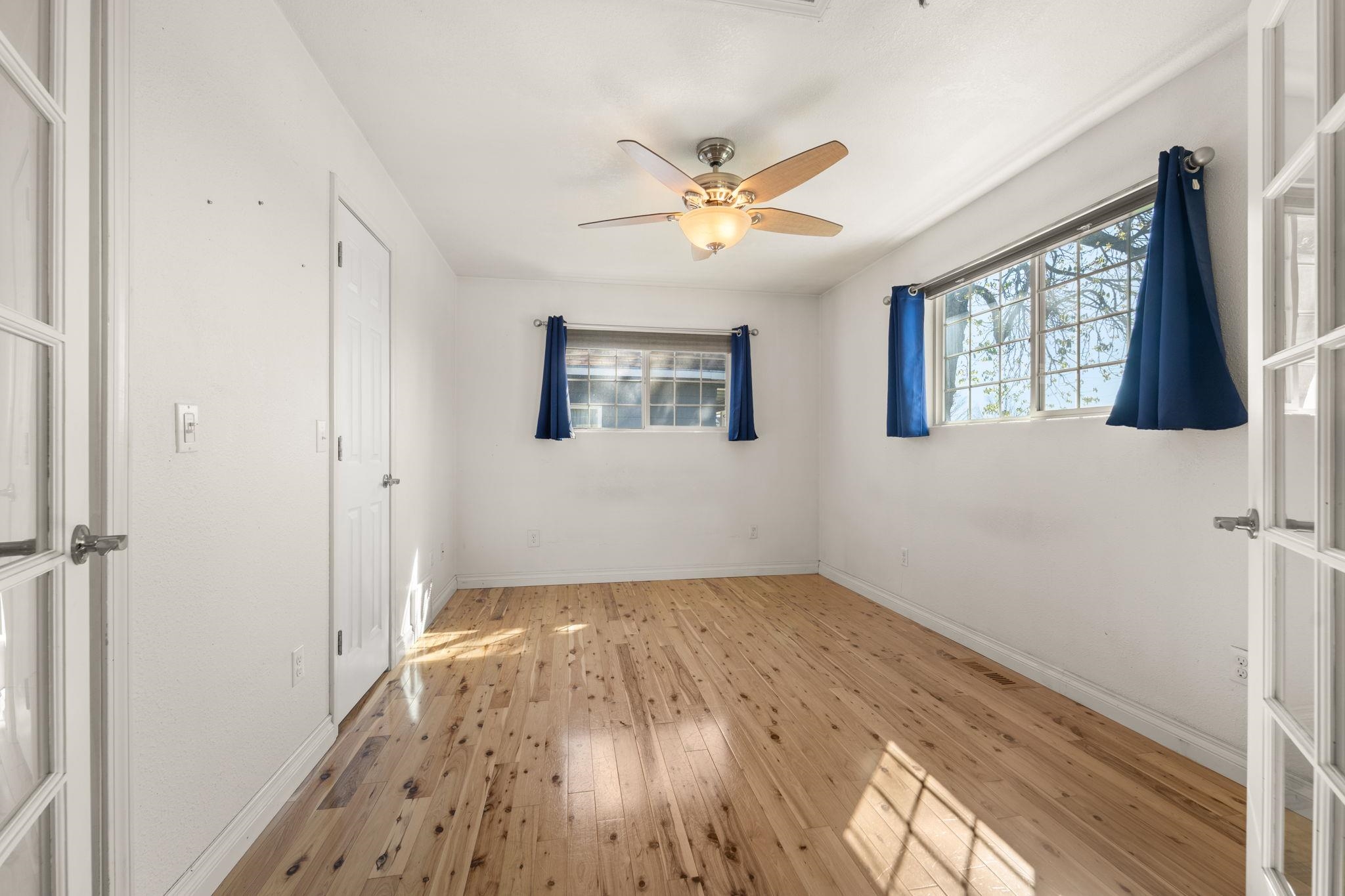 1311 E Kiernan Ave - Photo 21