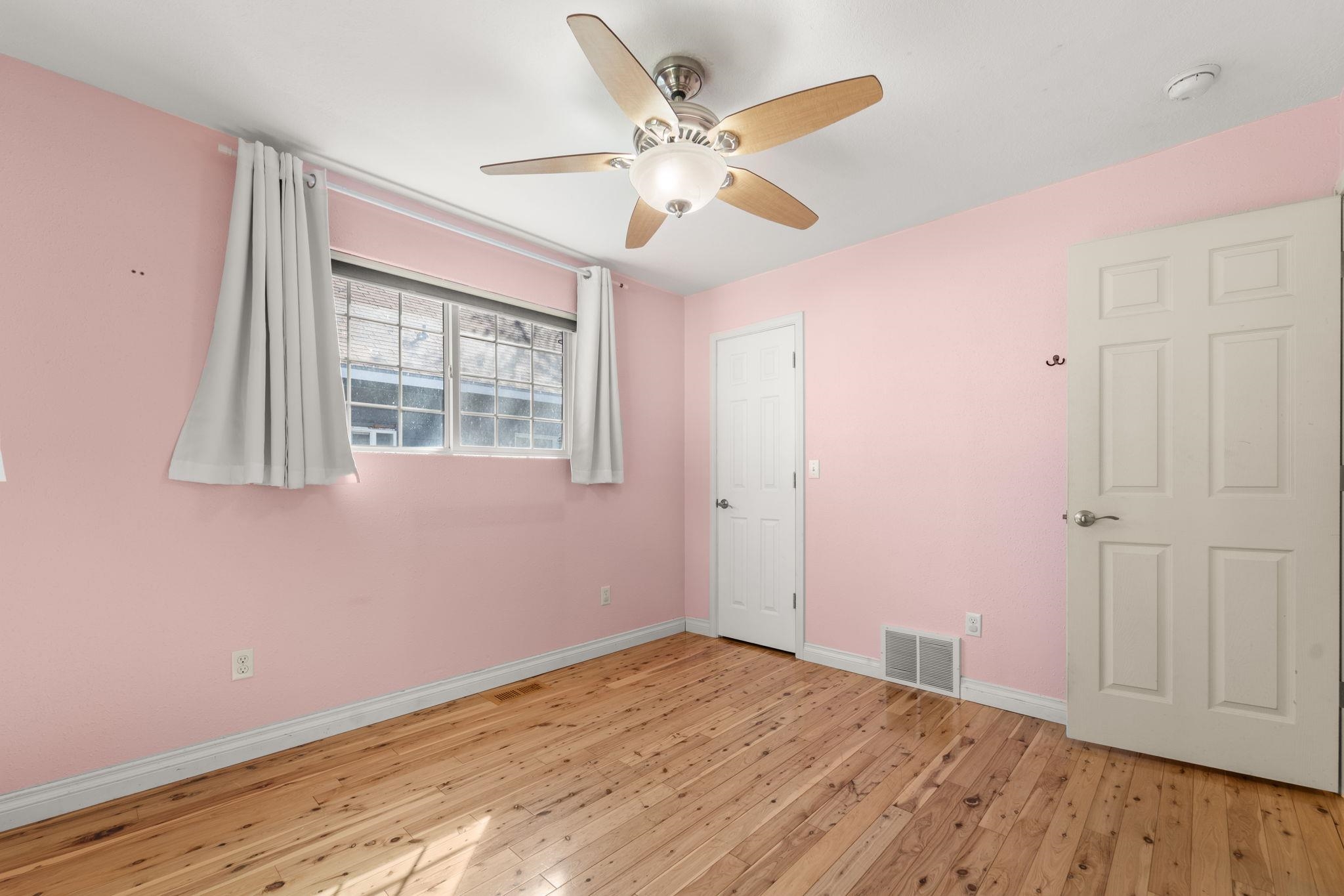 1311 E Kiernan Ave - Photo 24