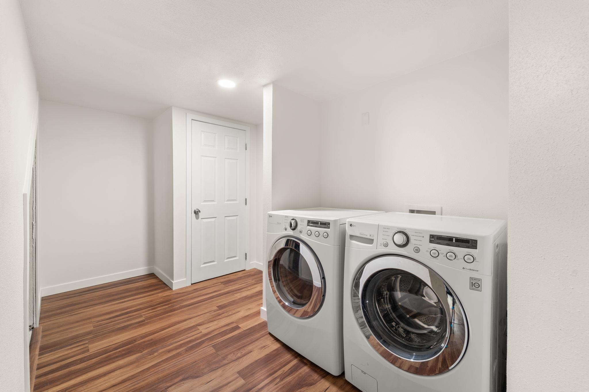 1311 E Kiernan Ave - Photo 26