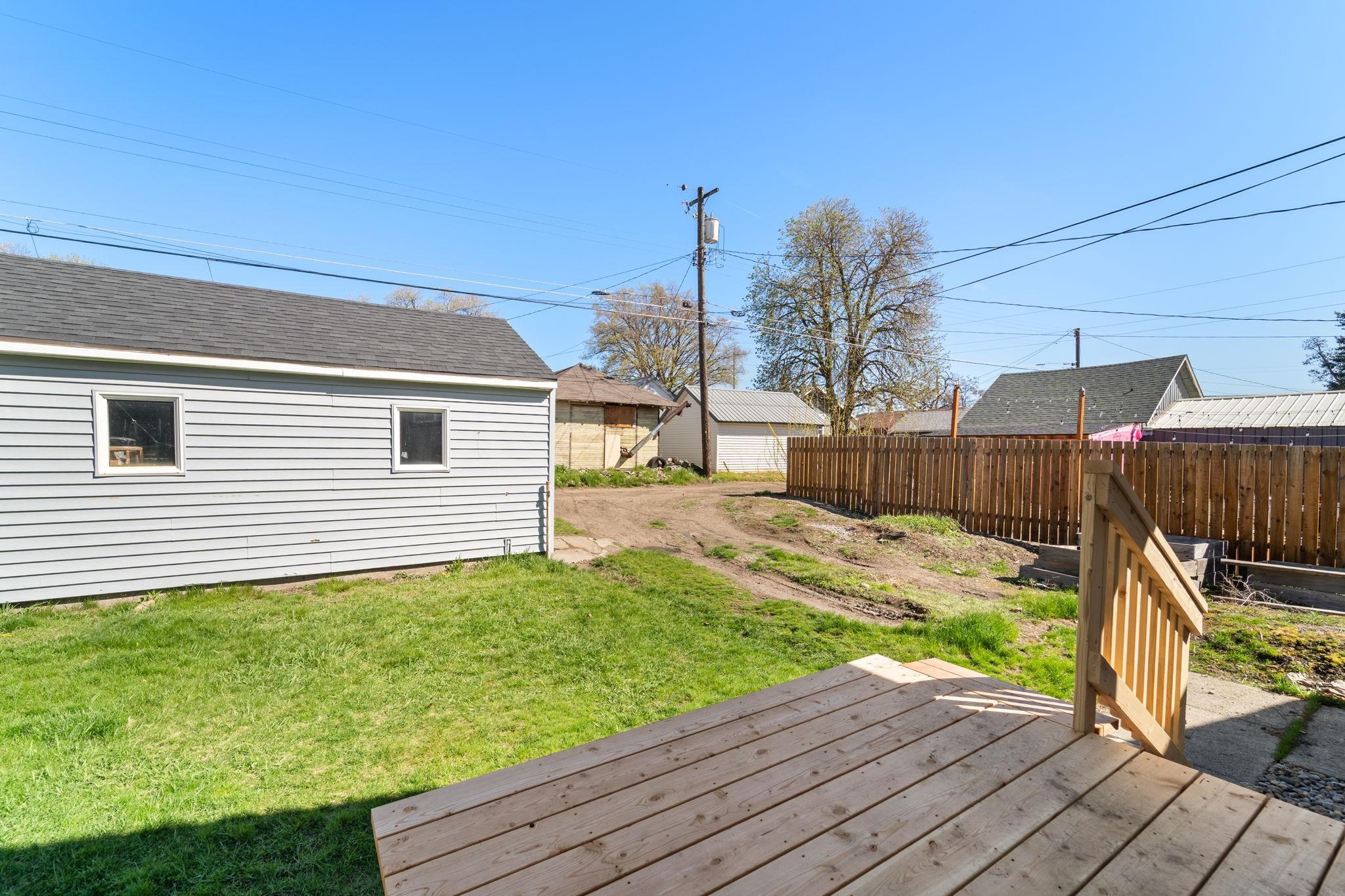 1311 E Kiernan Ave - Photo 36