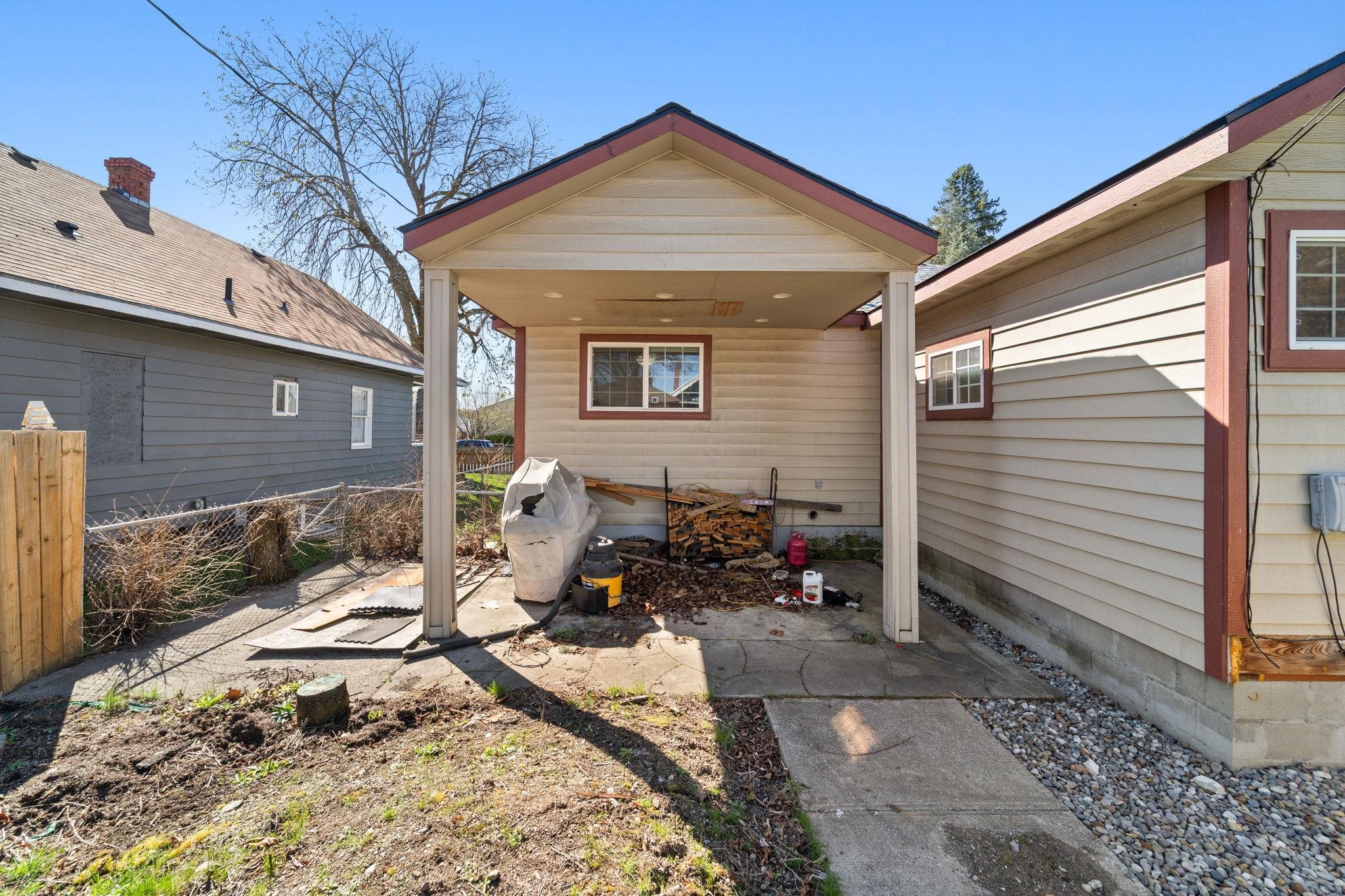 1311 E Kiernan Ave - Photo 37