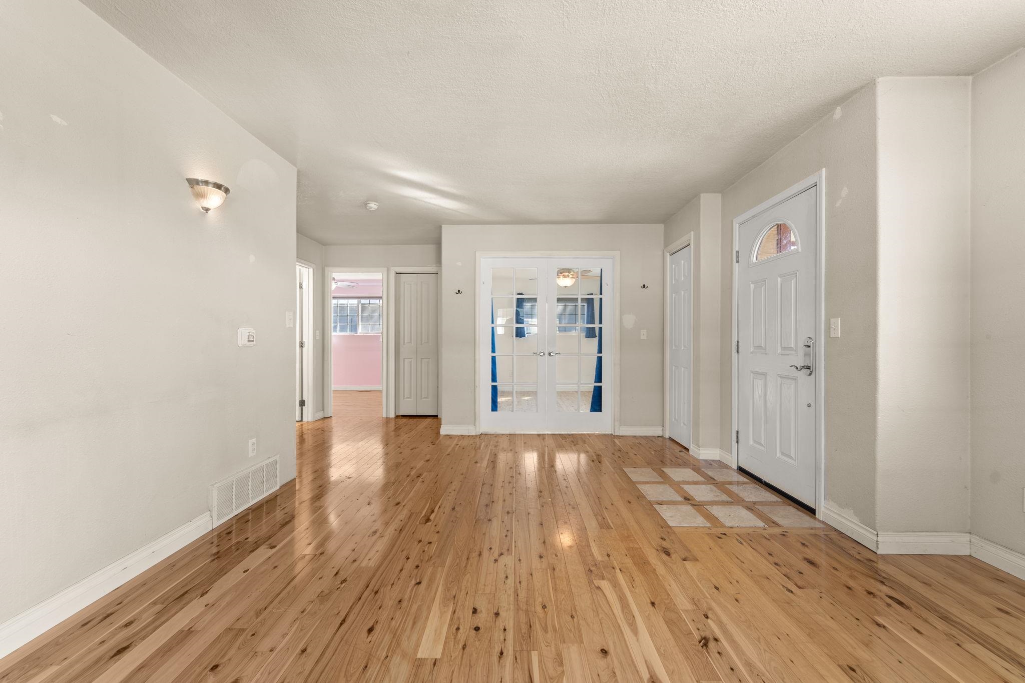 1311 E Kiernan Ave - Photo 6