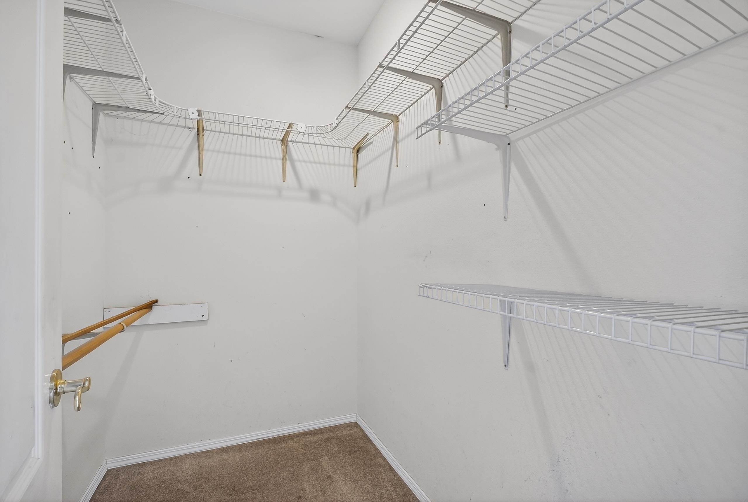 1613 E 6th St - Photo 19