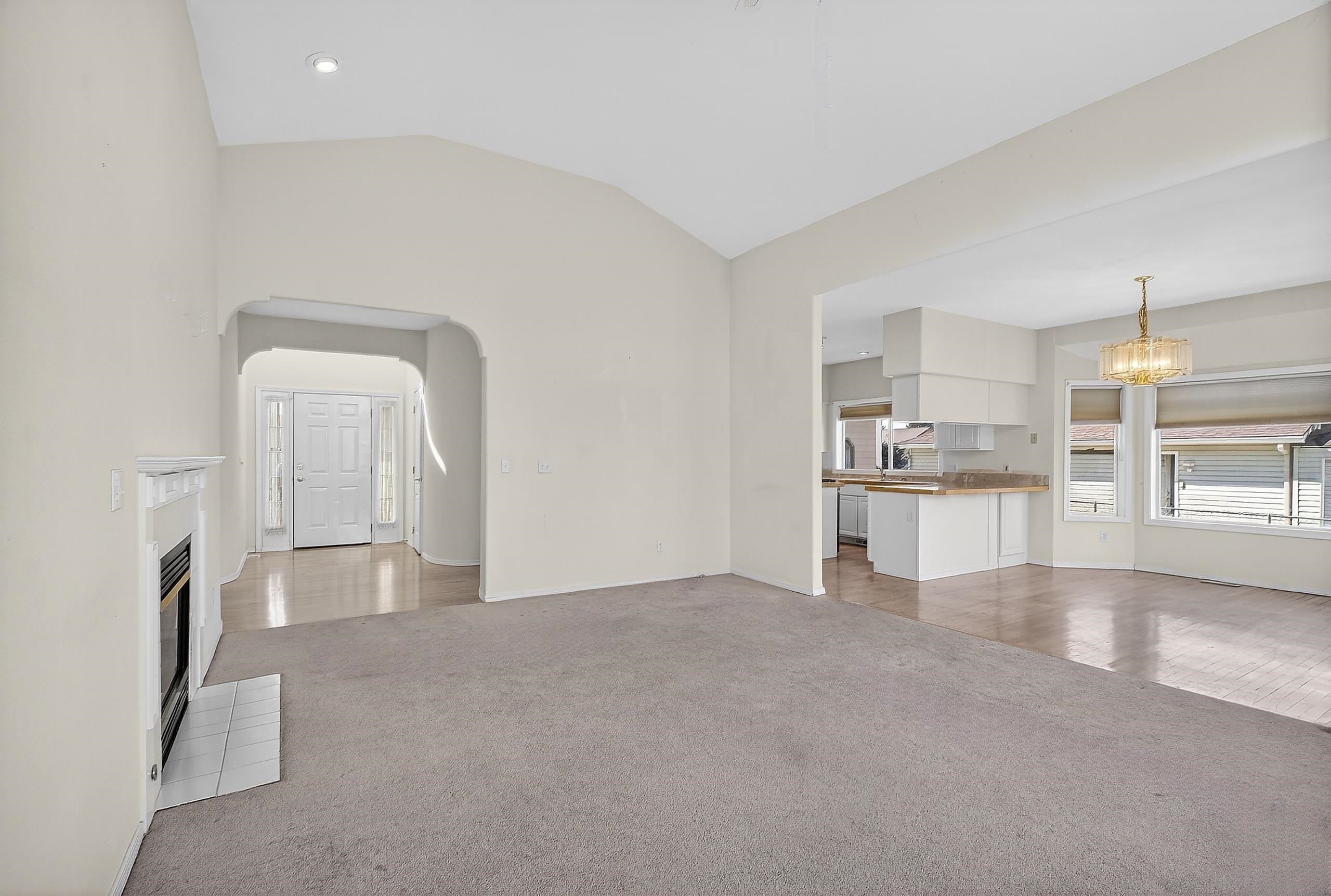 1613 E 6th St - Photo 8