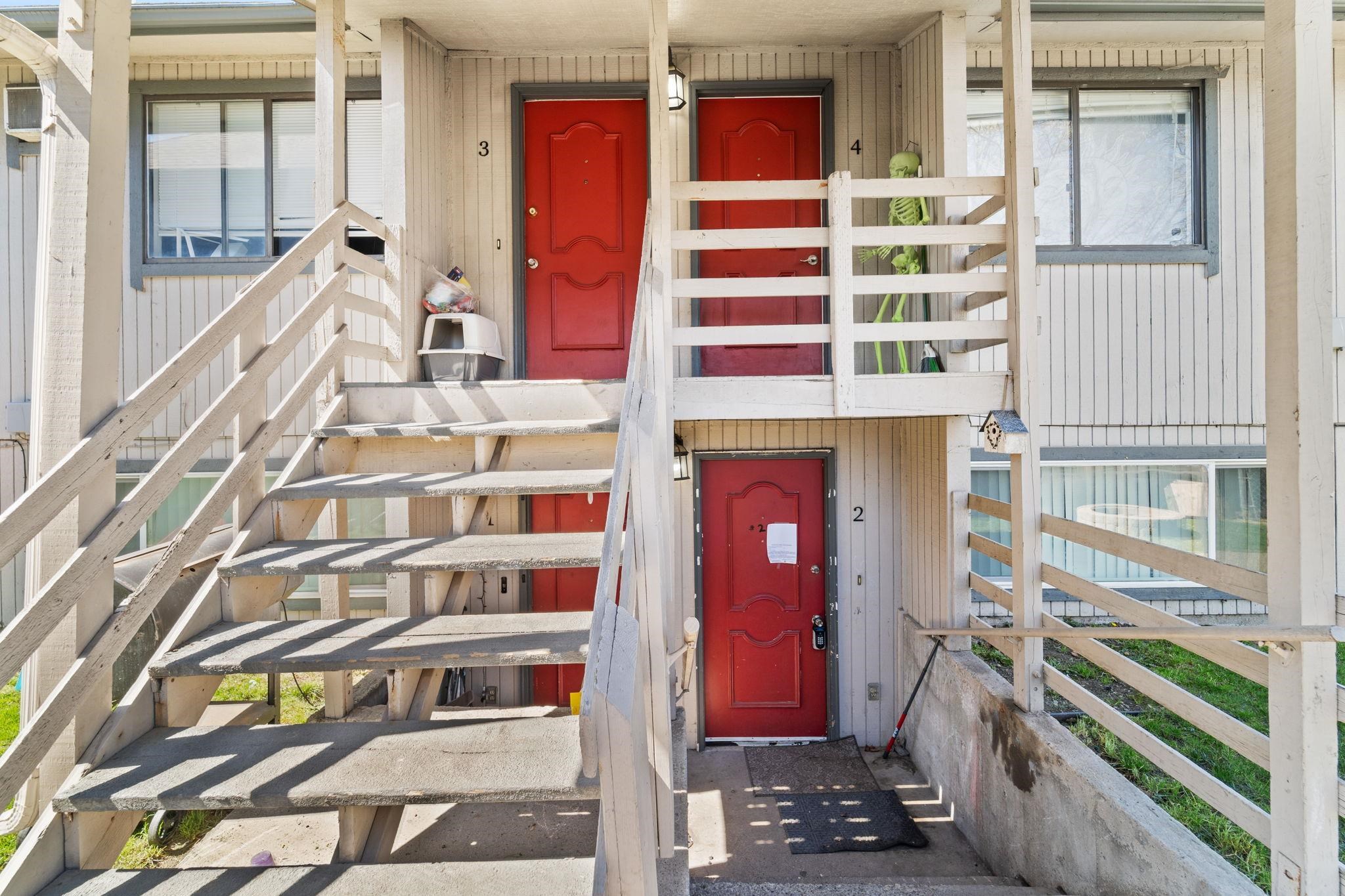 2927 E Olympic Ave - Photo 3