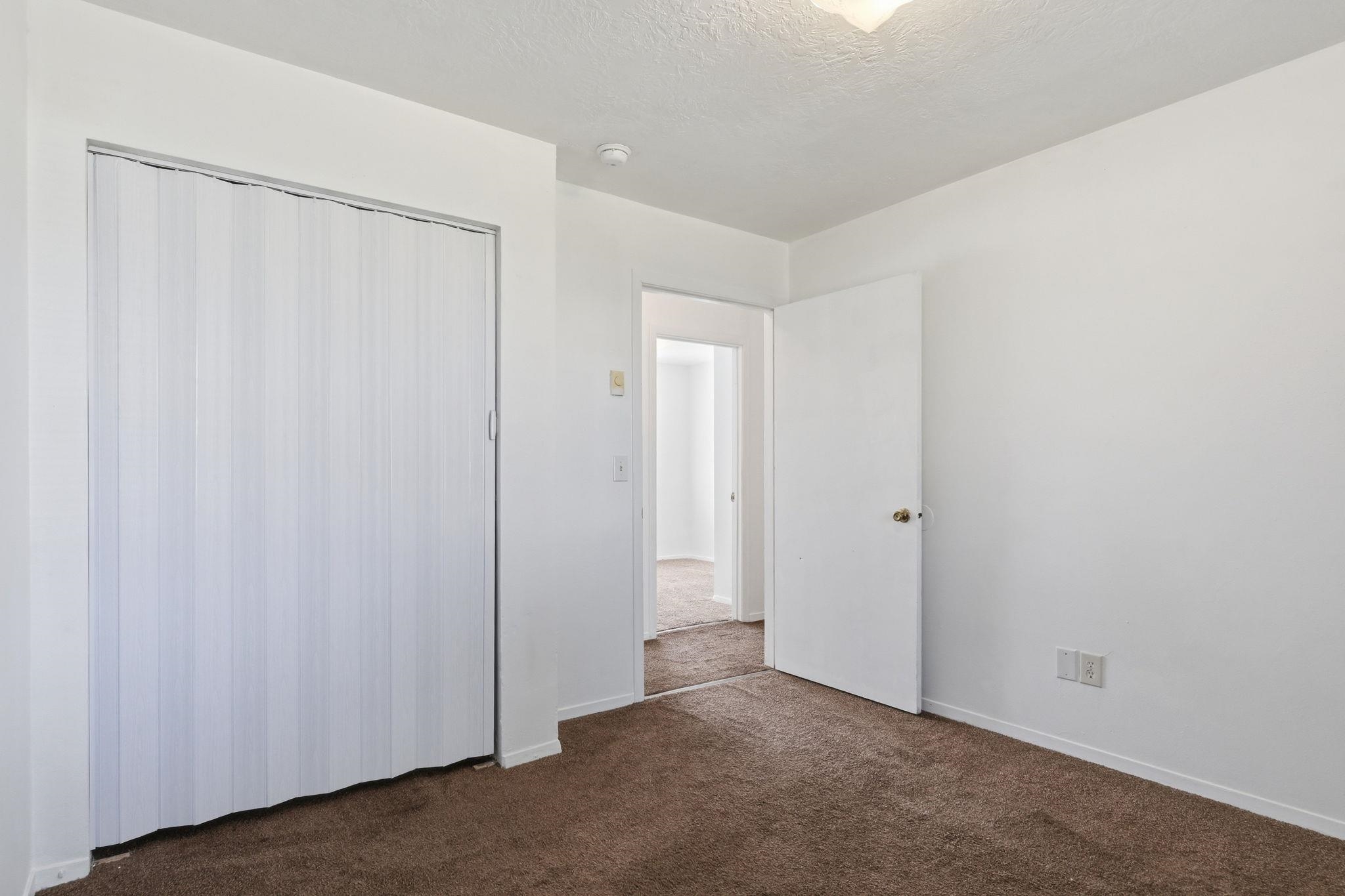 1829 W 6th Ave - Photo 12