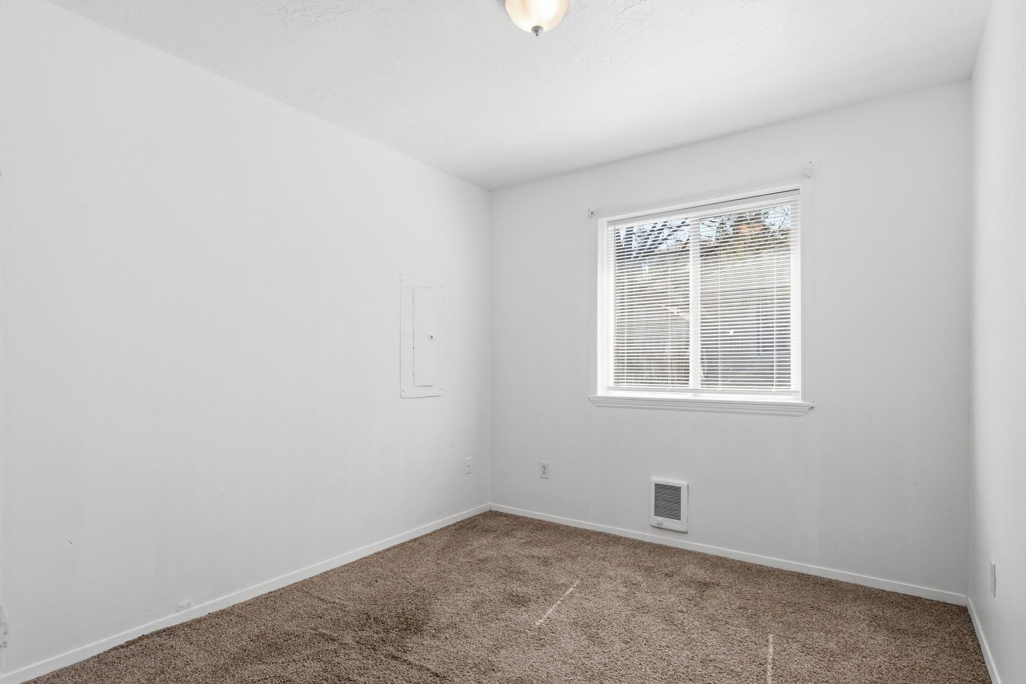 1829 W 6th Ave - Photo 13