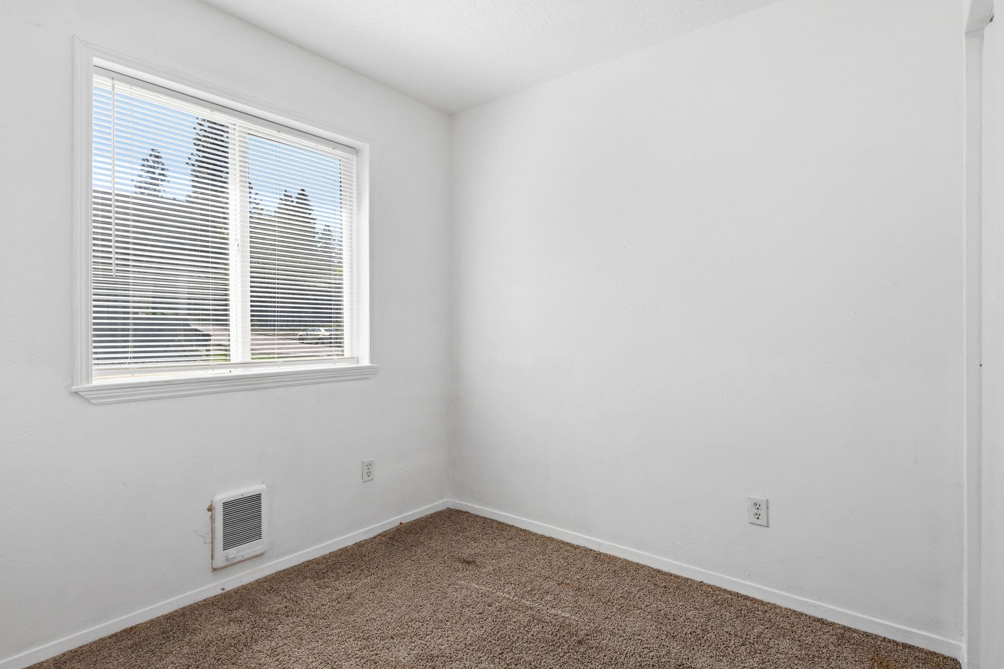 1829 W 6th Ave - Photo 16