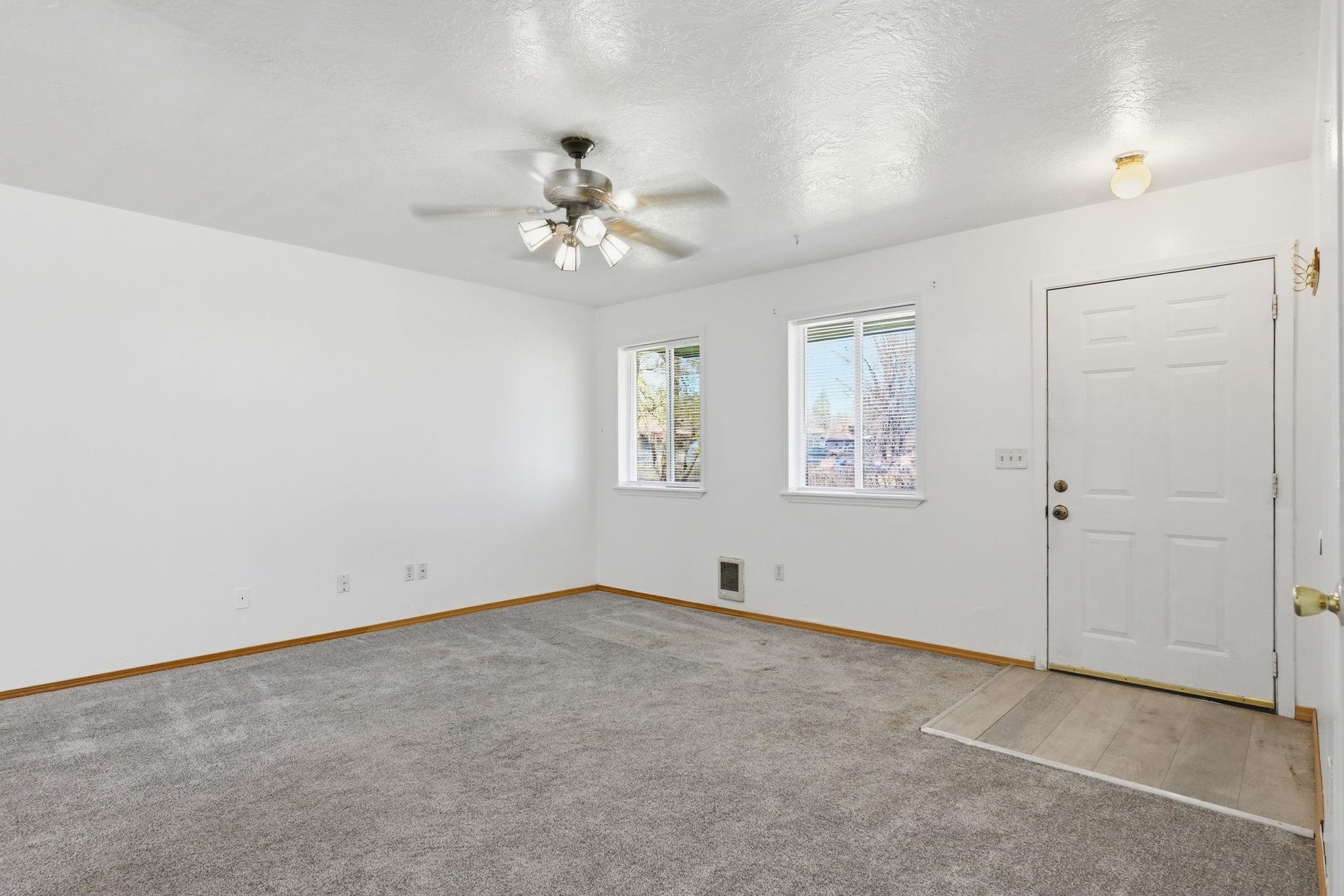 1829 W 6th Ave - Photo 8