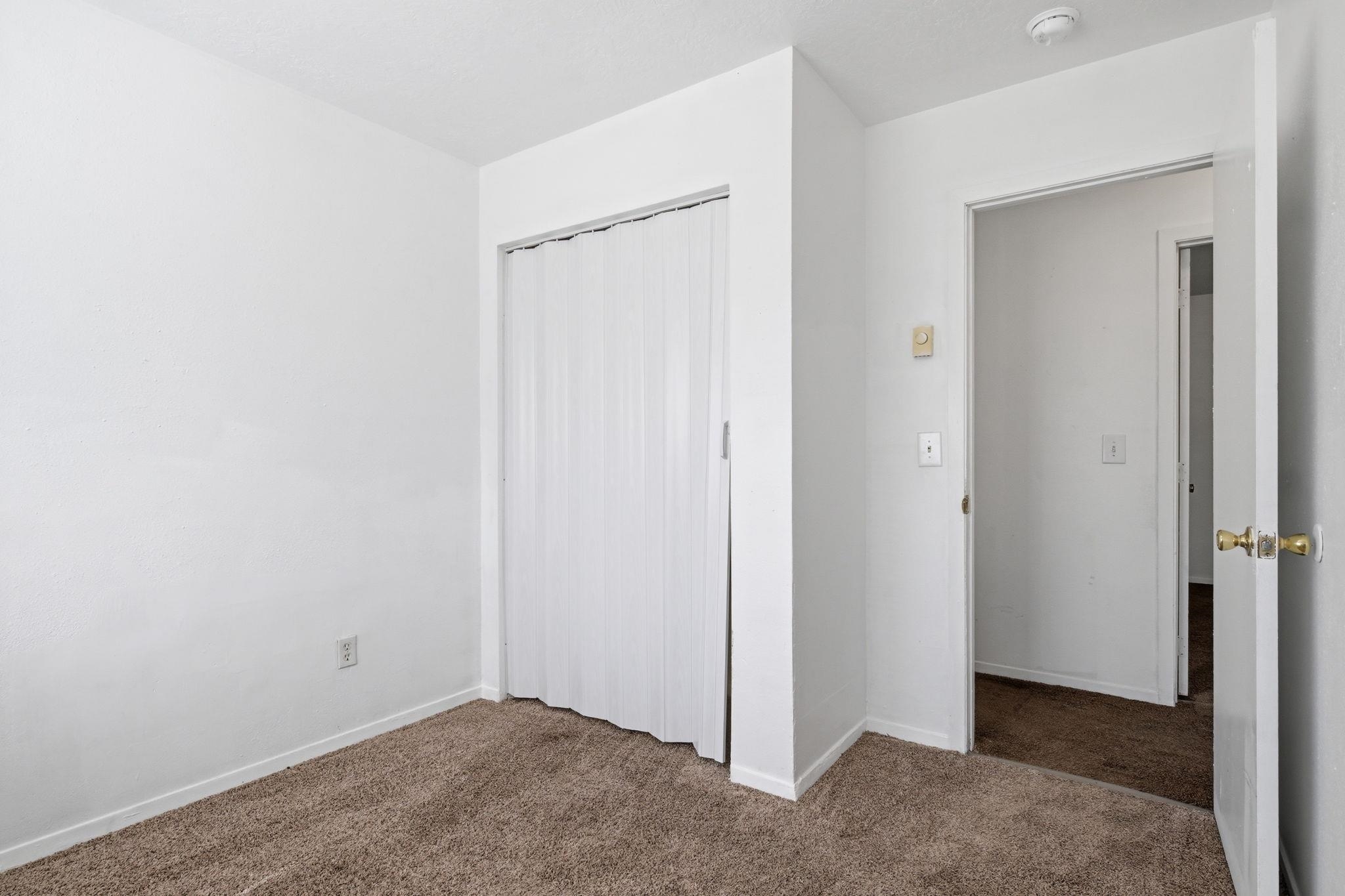 1829 W 6th Ave - Photo 10