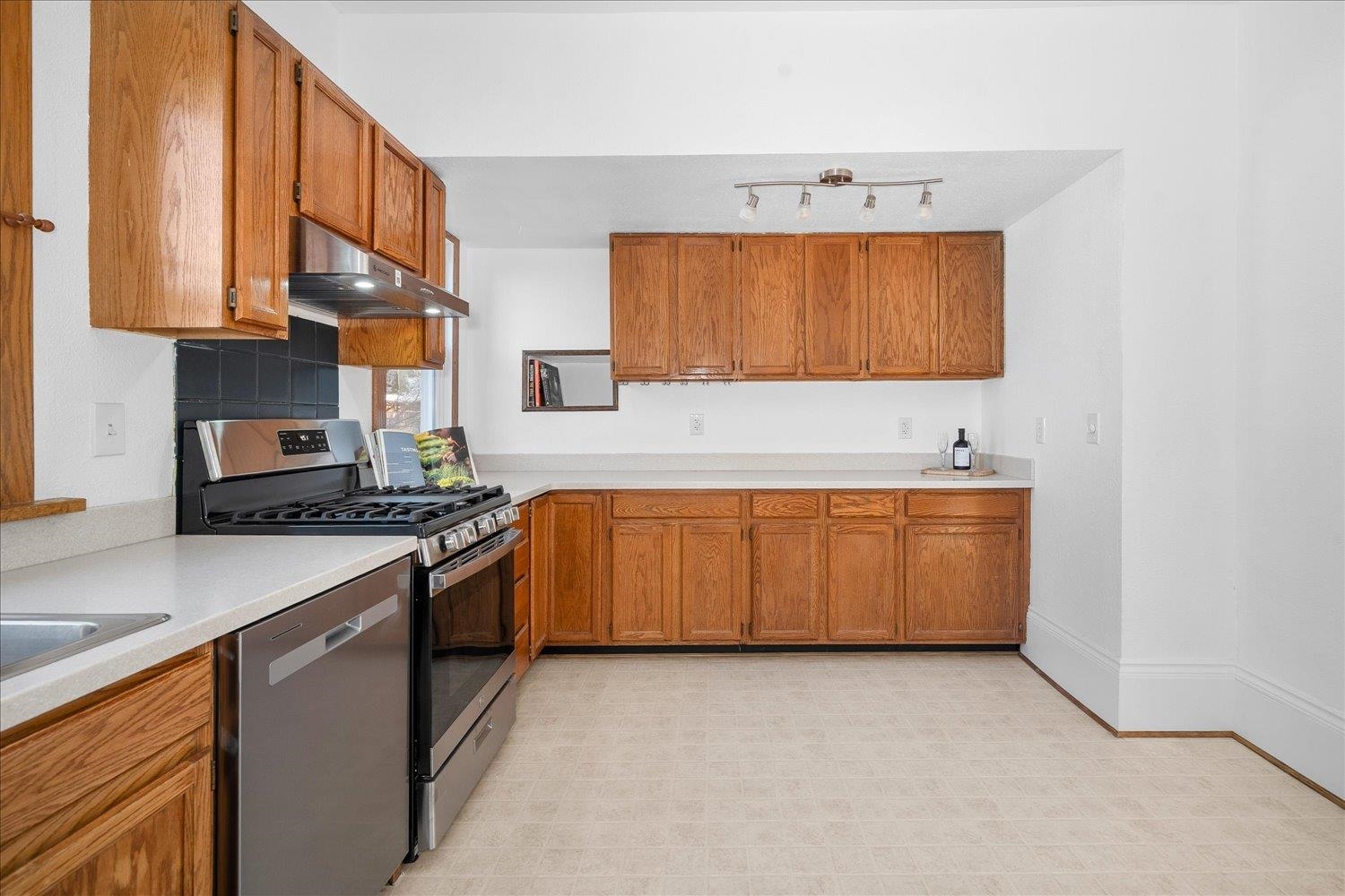 1017 E 14th Ave - Photo 13