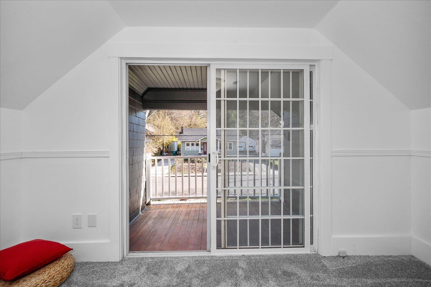 1017 E 14th Ave - Photo 19