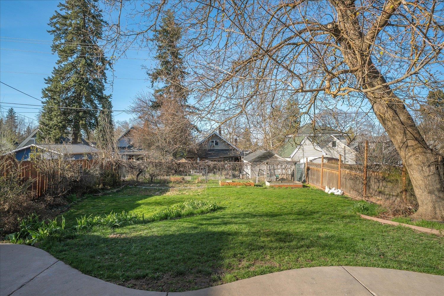 1017 E 14th Ave - Photo 36