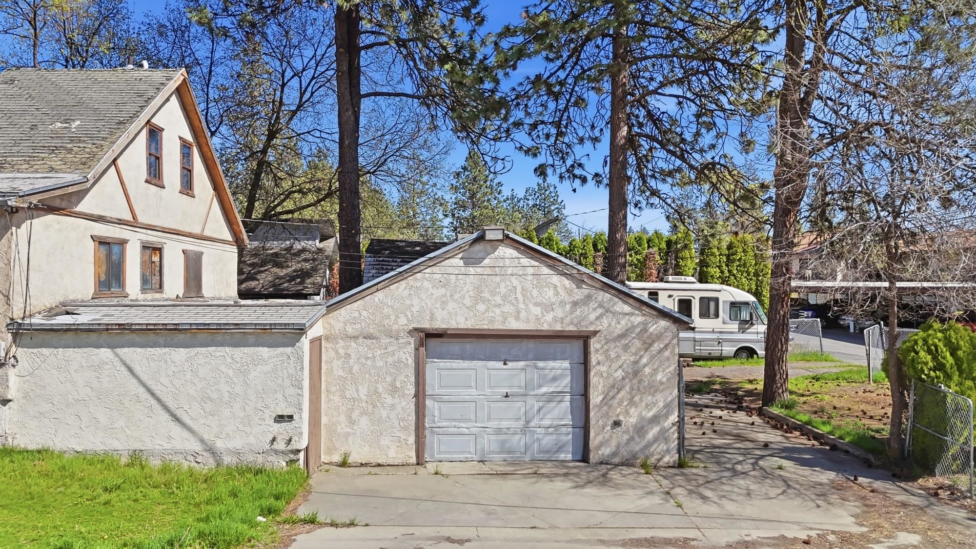 3505 S Regal St - Photo 4