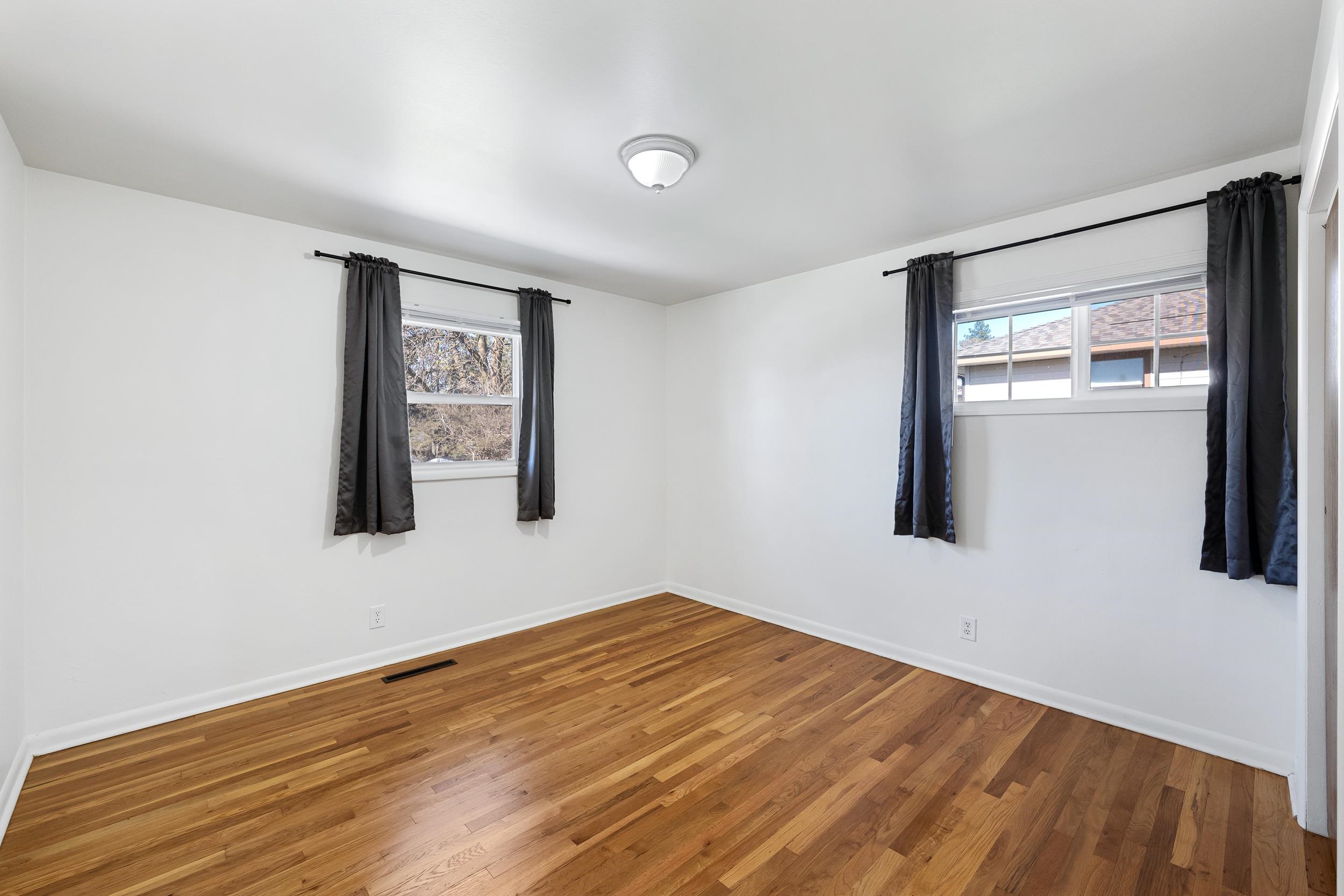 3403 E 22nd Ave - Photo 17