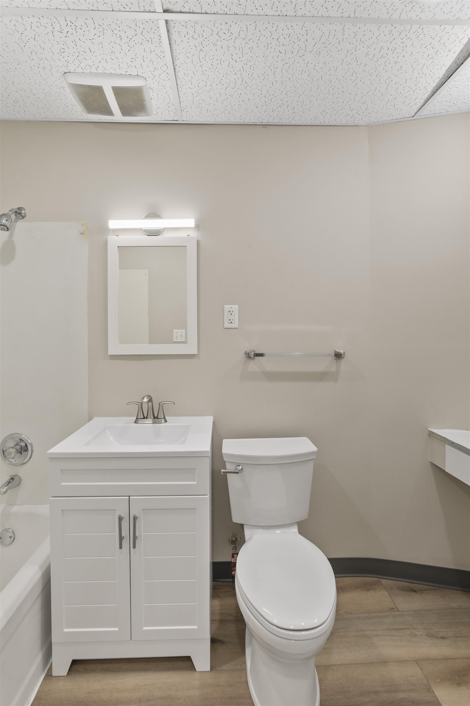 2109 W Pacific Ave - Photo 23