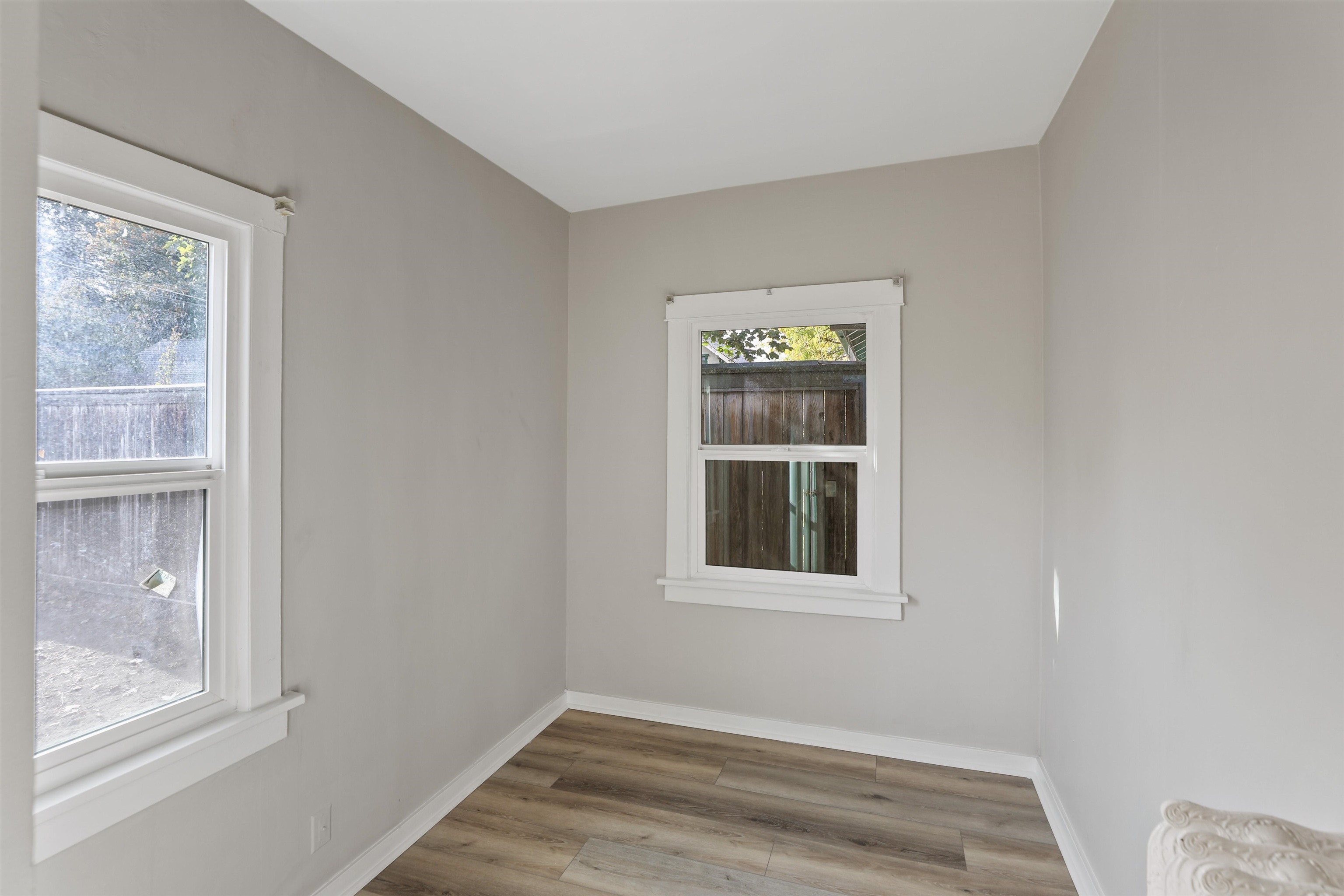 2109 W Pacific Ave - Photo 24