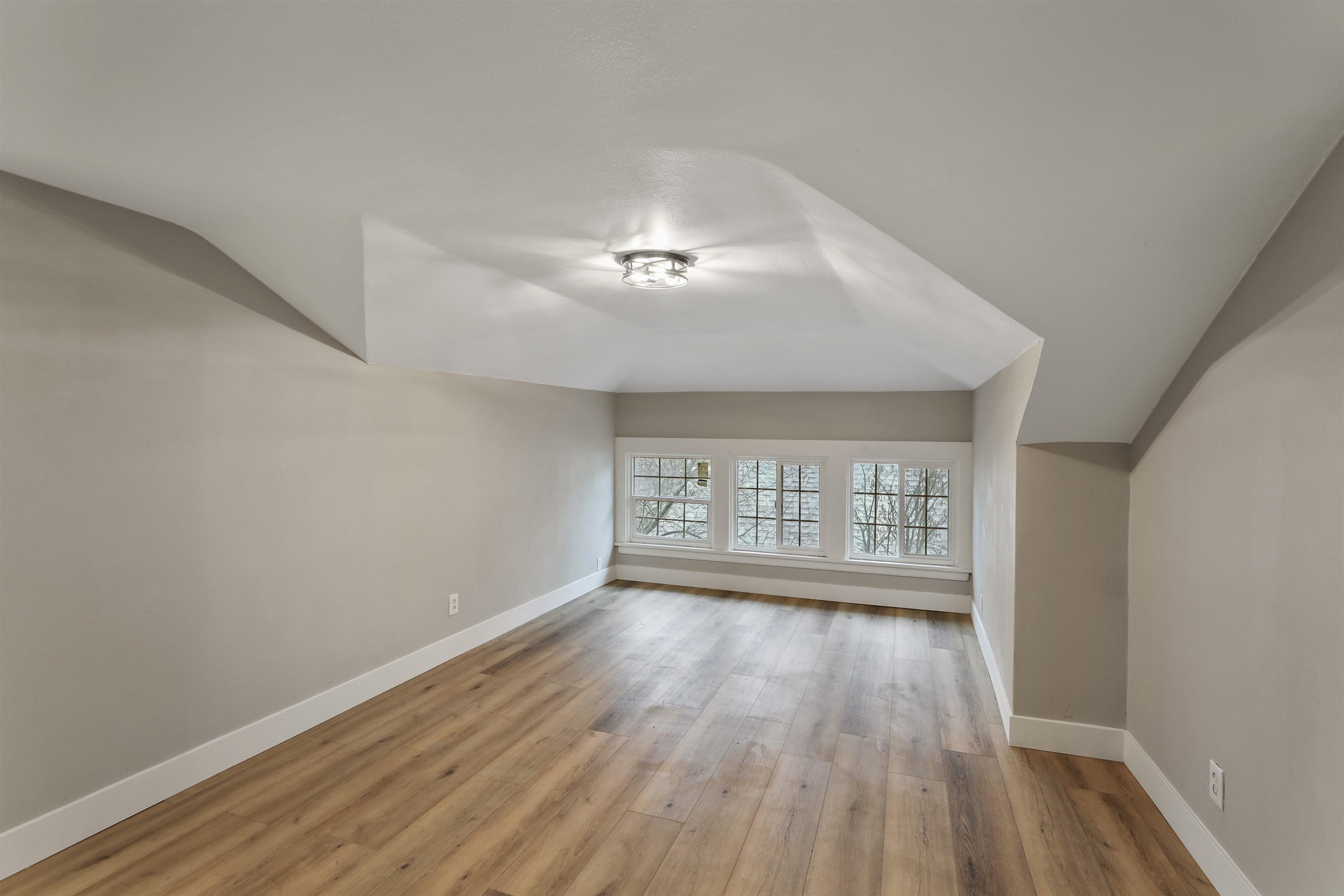 2109 W Pacific Ave - Photo 41
