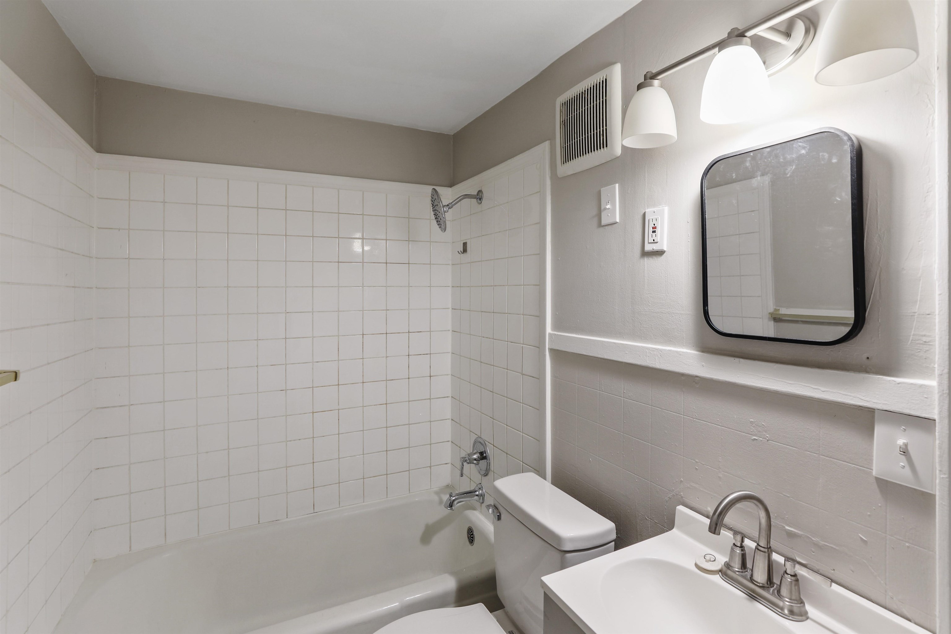 2109 W Pacific Ave - Photo 49