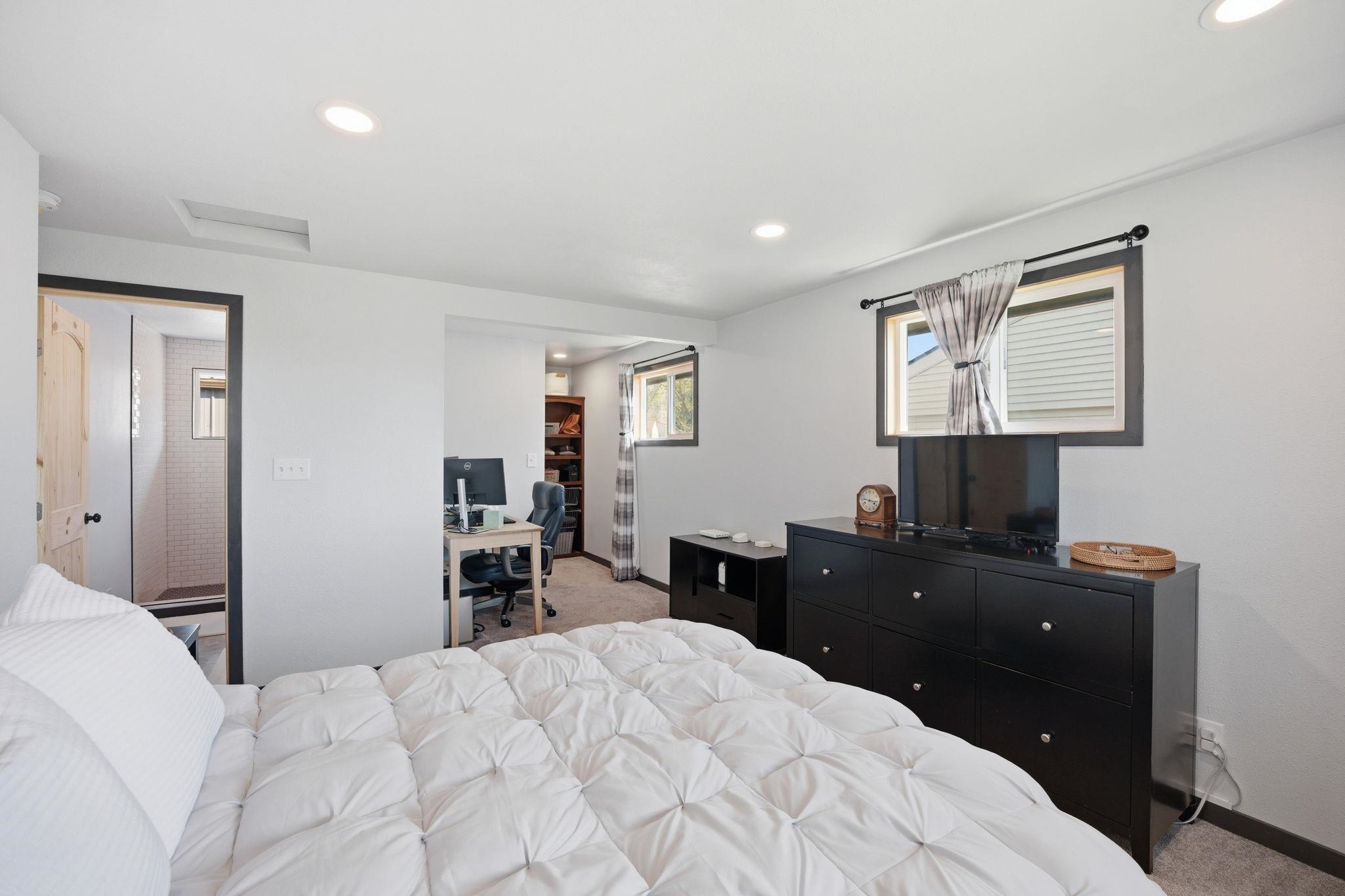 2524 W Houston Ave - Photo 11