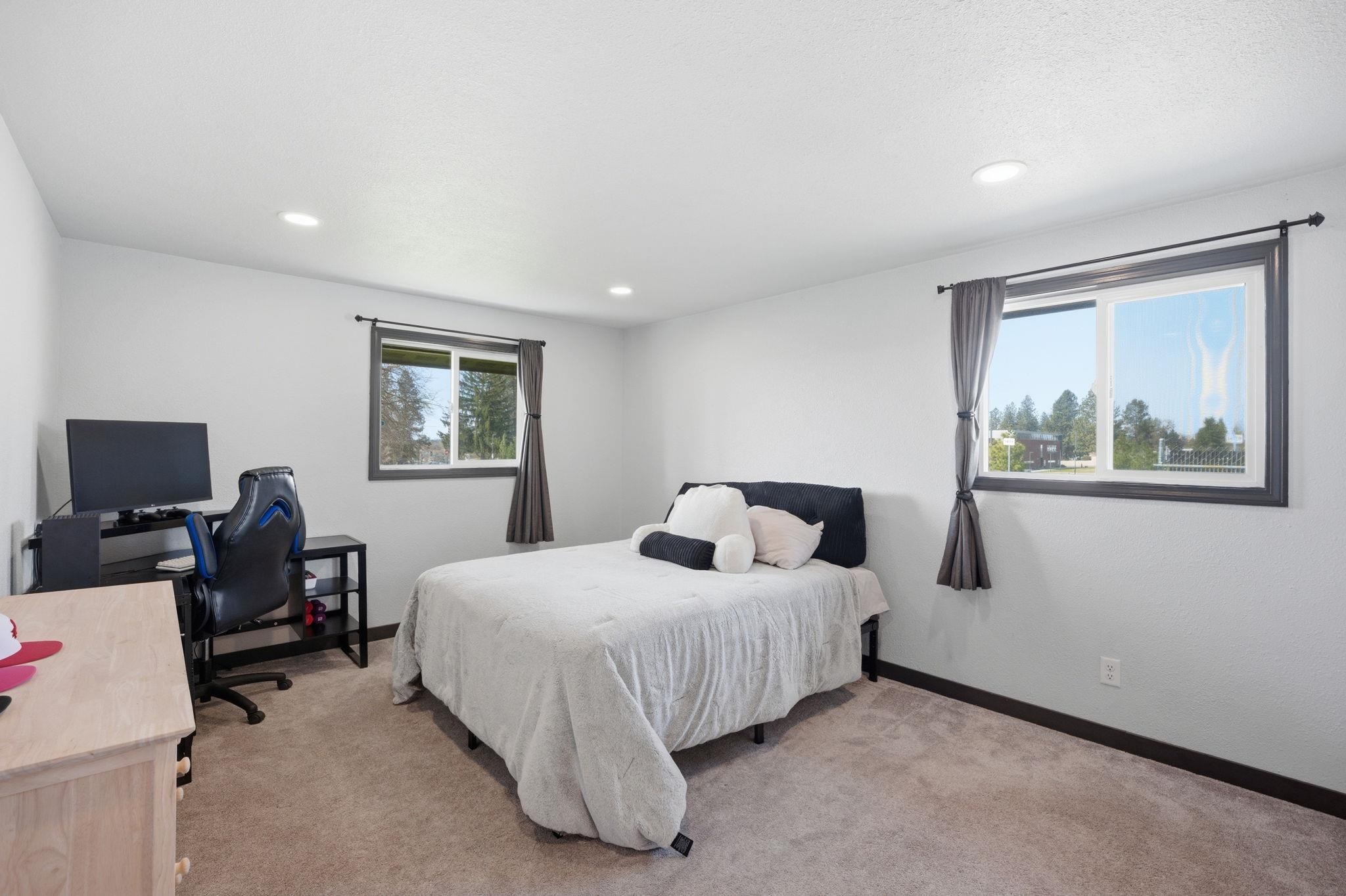 2524 W Houston Ave - Photo 16