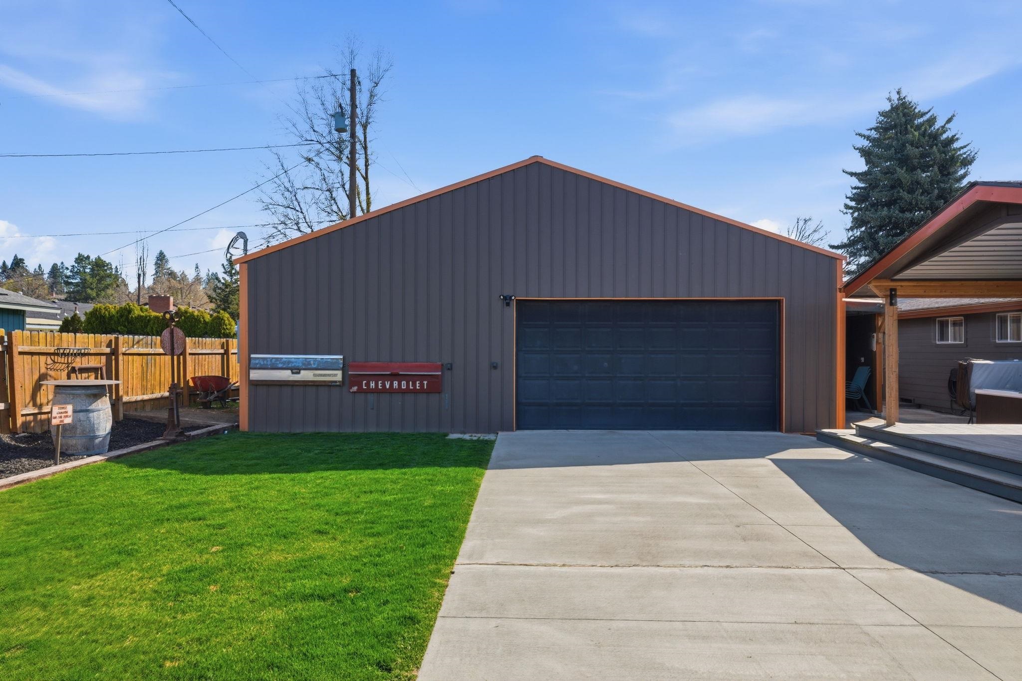 2524 W Houston Ave - Photo 23