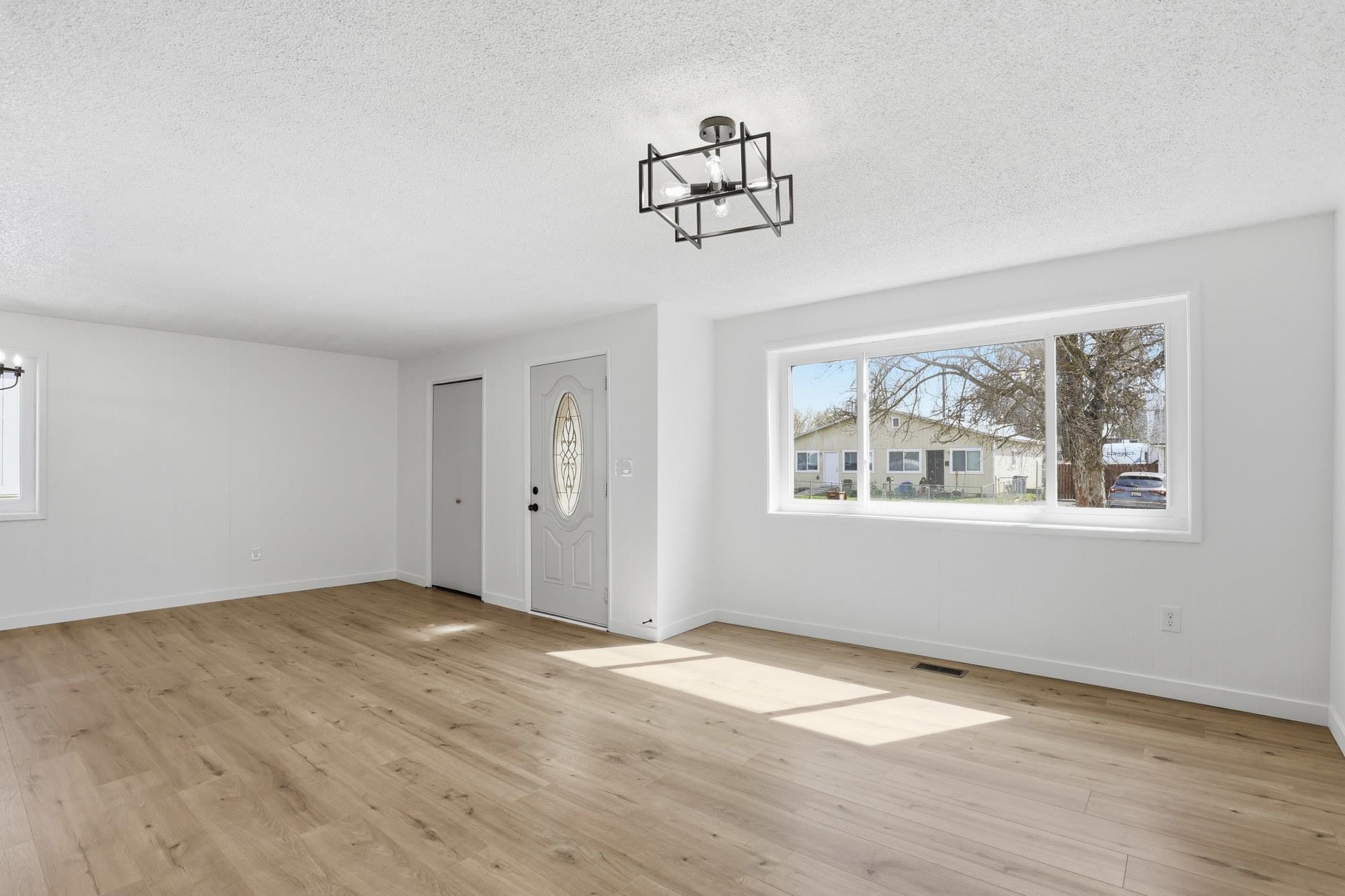 1418 W Euclid Ave - Photo 10