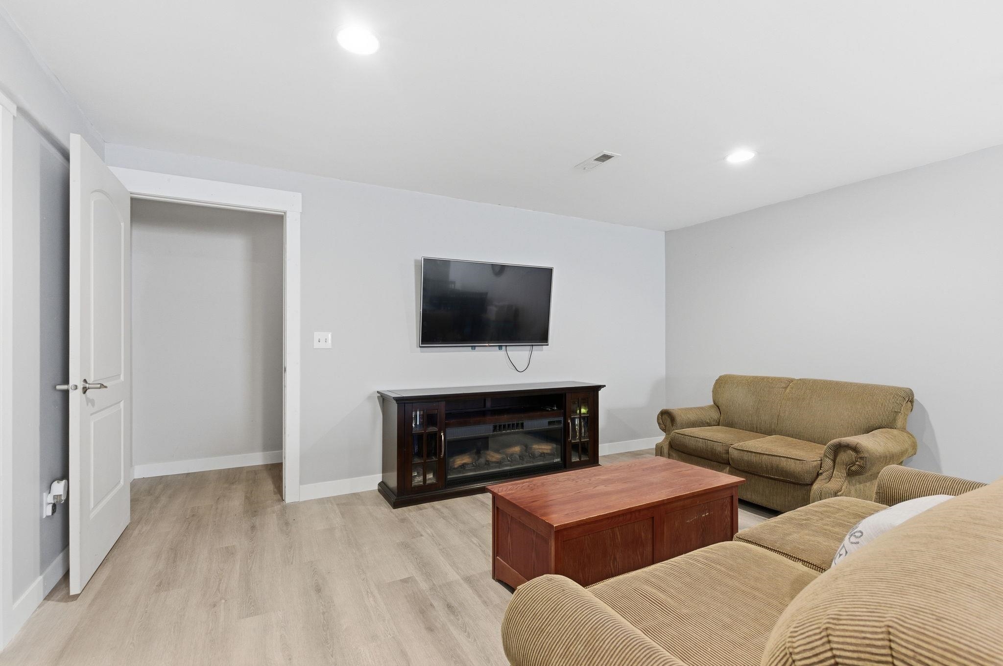 808 S Mayhew Ln - Photo 37