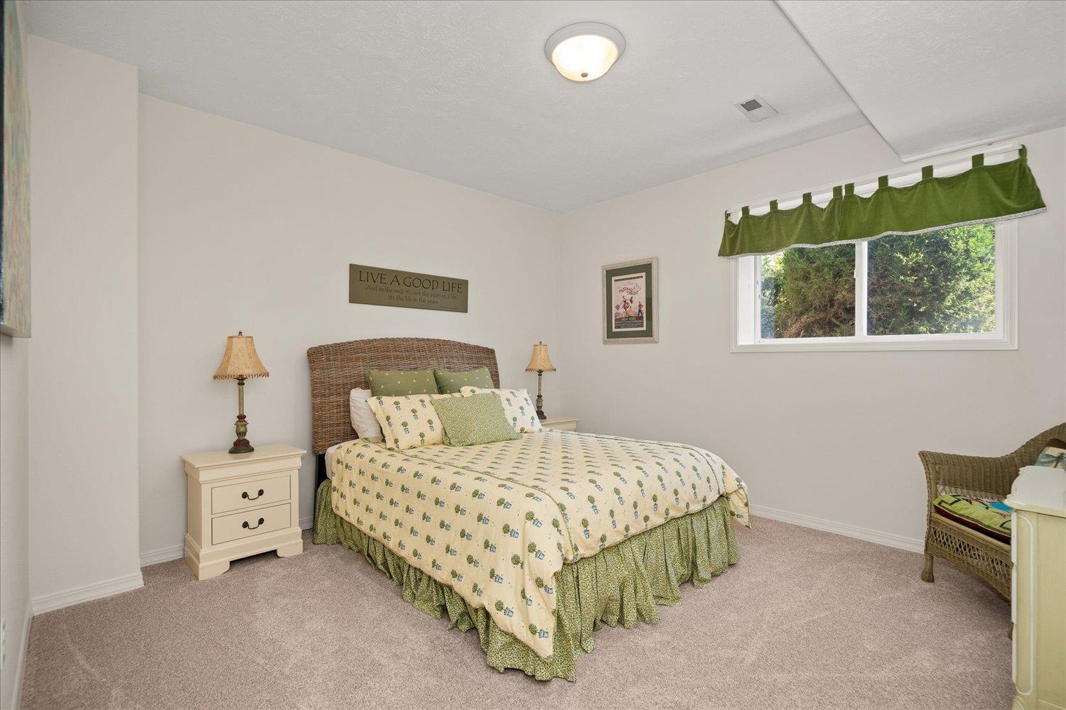 8816 E Woodland Park Dr - Photo 24