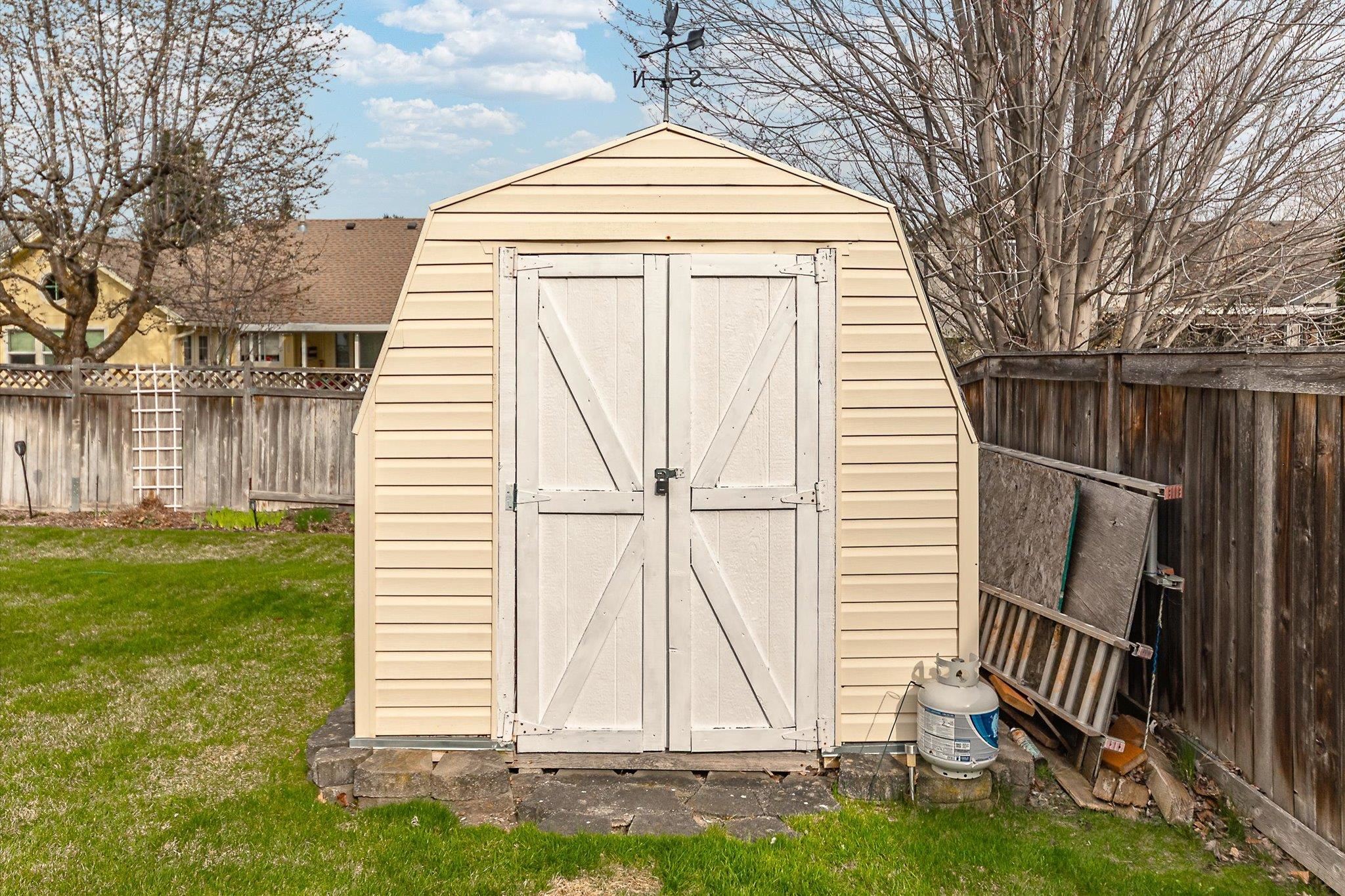 2111 S St Charles Rd - Photo 46