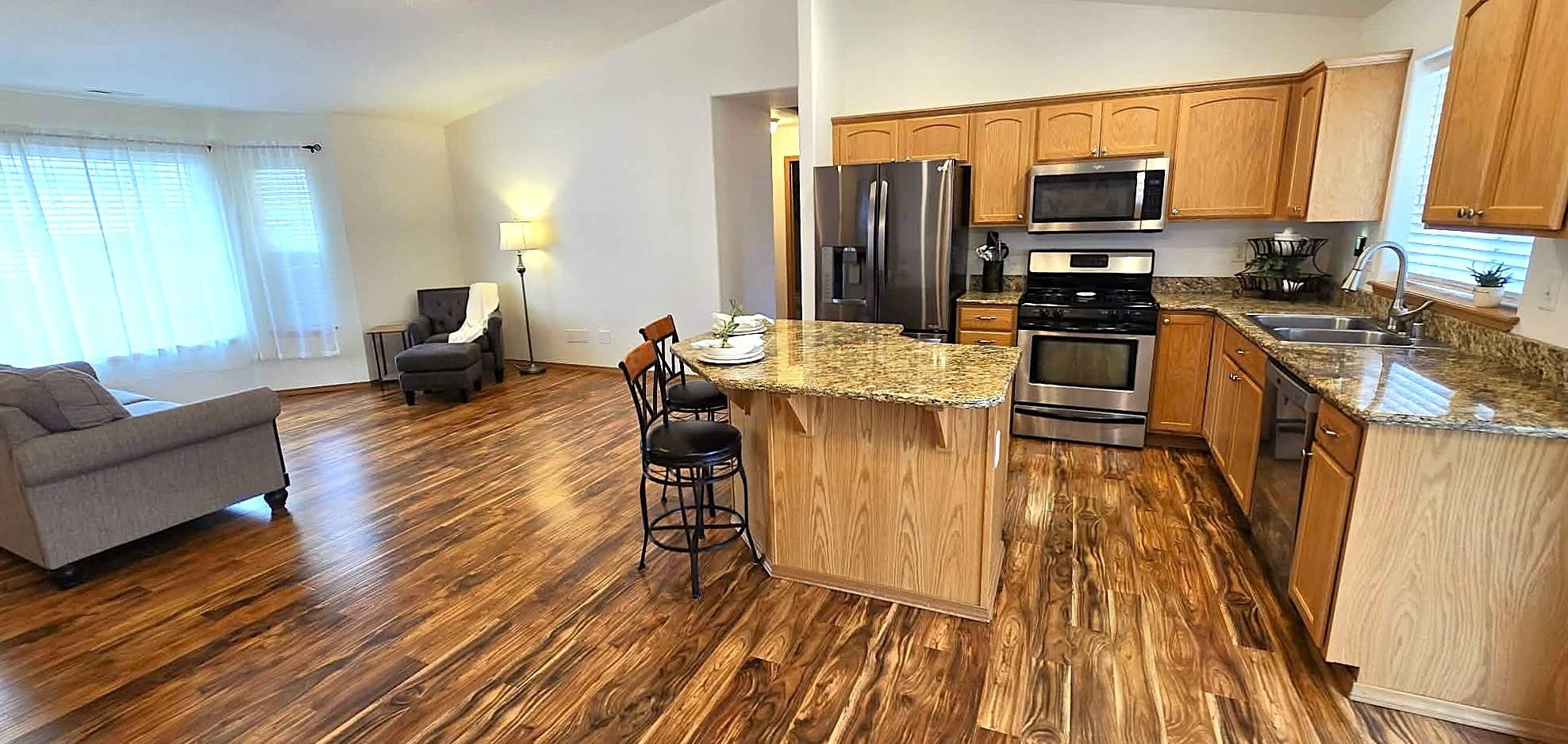 826 N Kelsea St - Photo 4