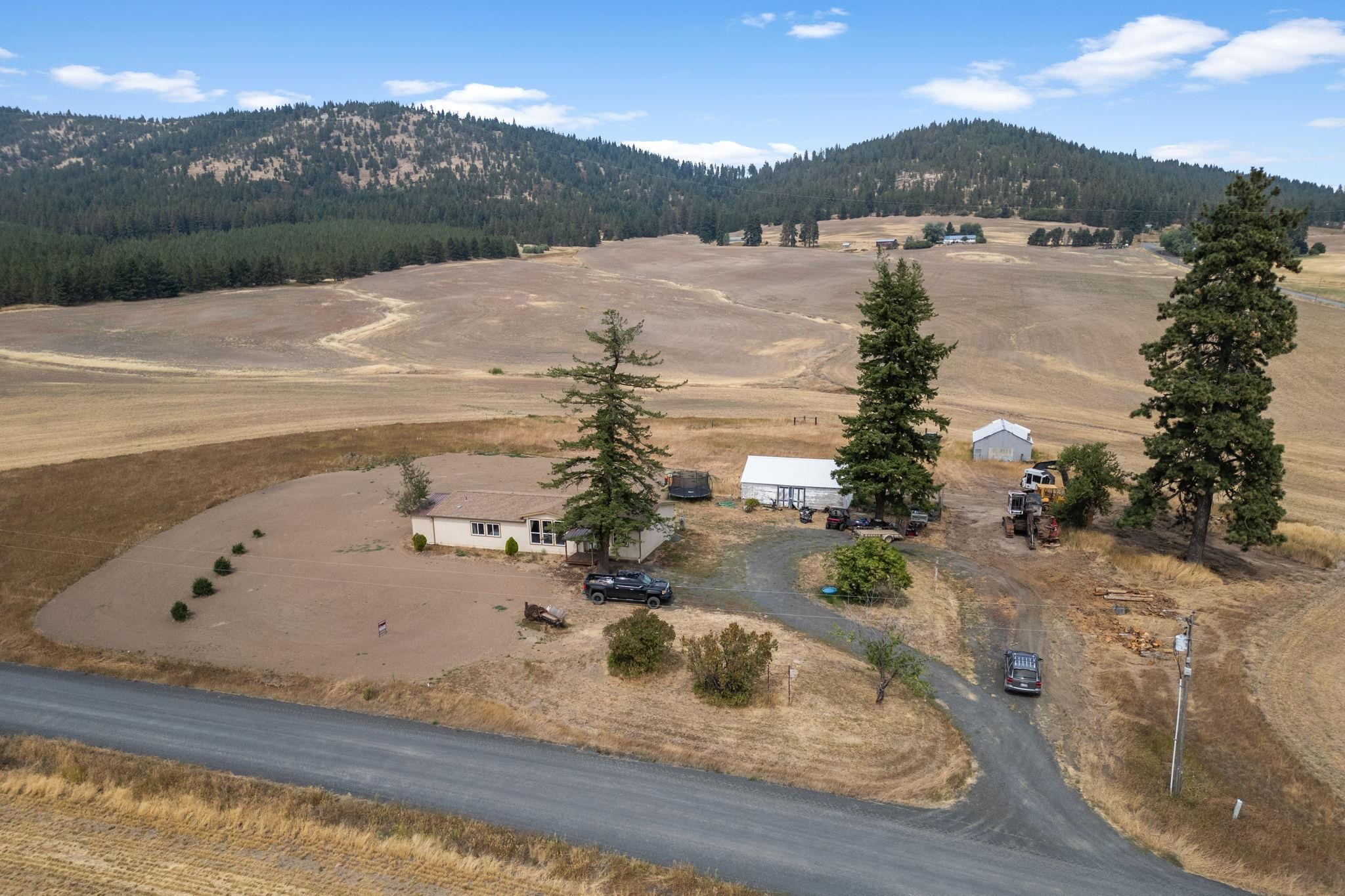 38521 Tekoa Idaho Rd - Photo 4