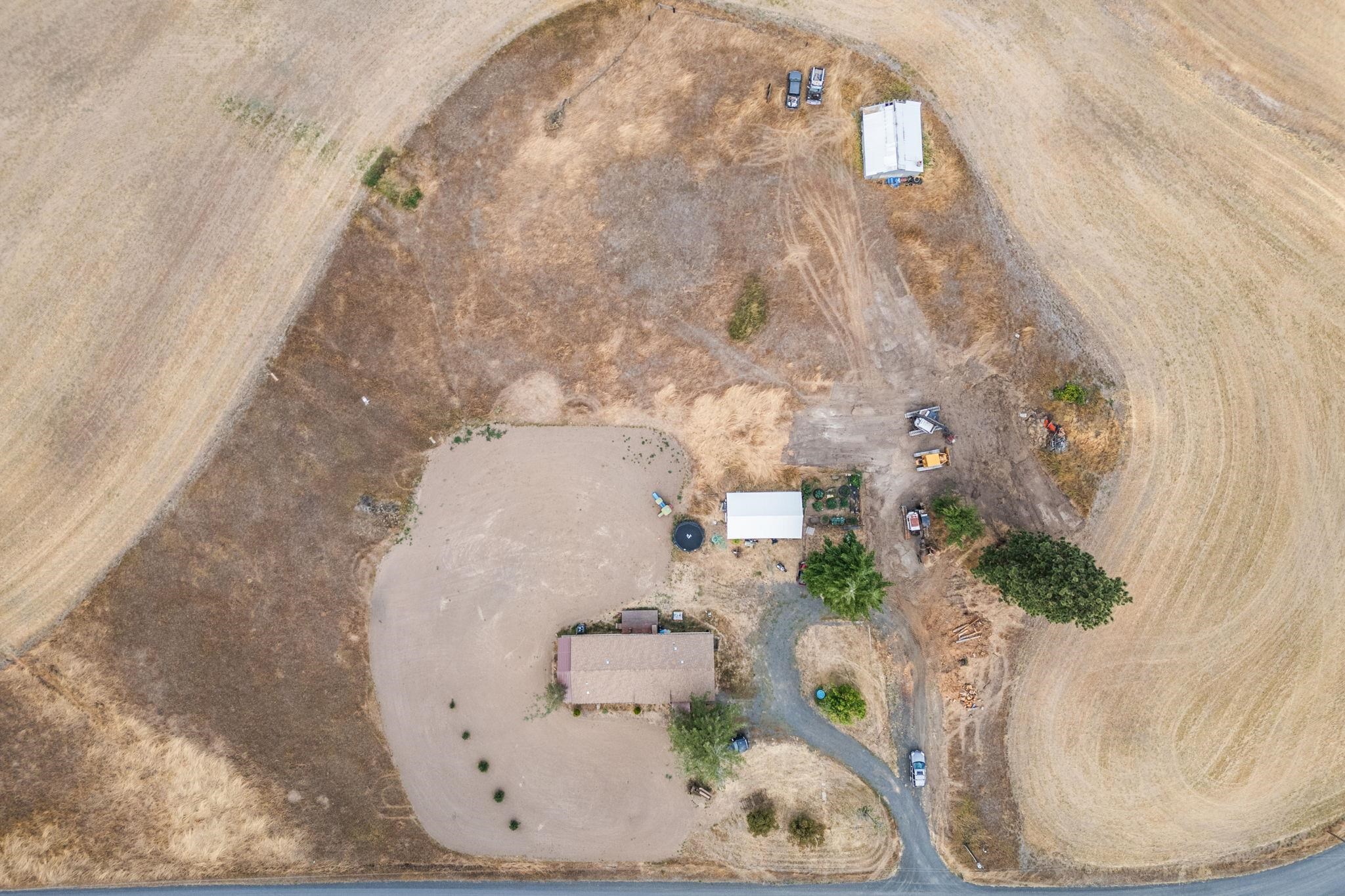 38521 Tekoa Idaho Rd - Photo 32