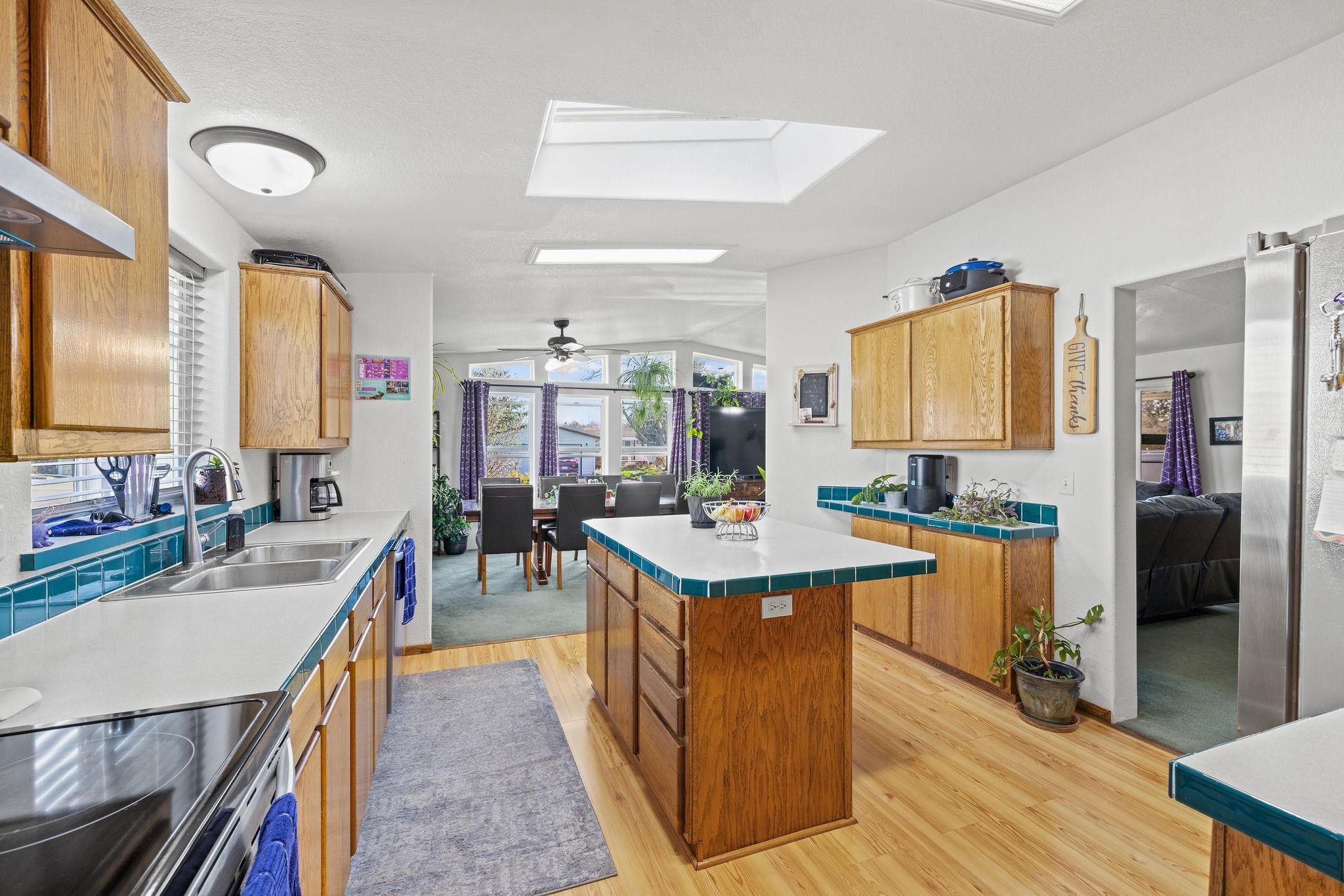 18821 E Montgomery Dr - Photo 13