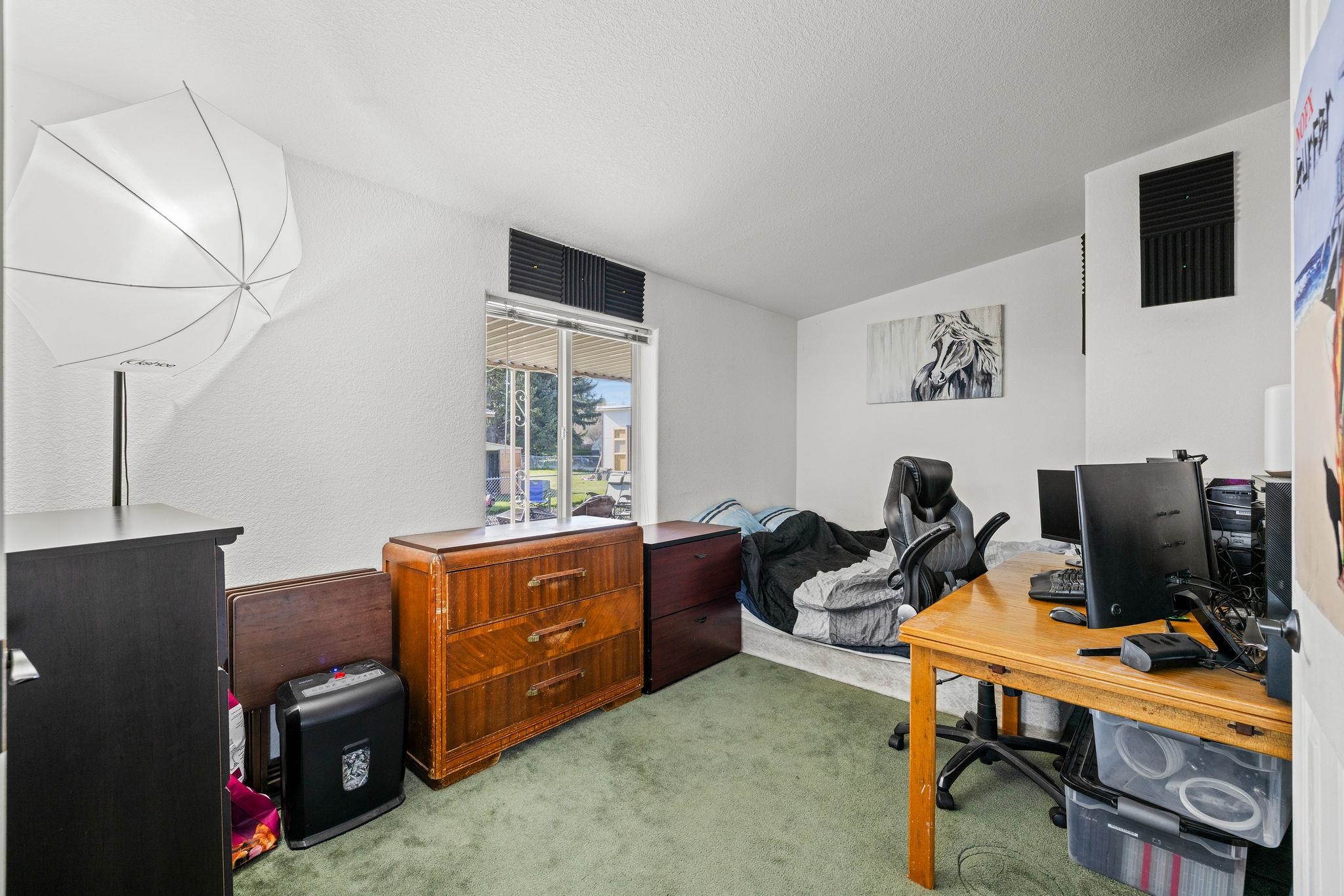 18821 E Montgomery Dr - Photo 15