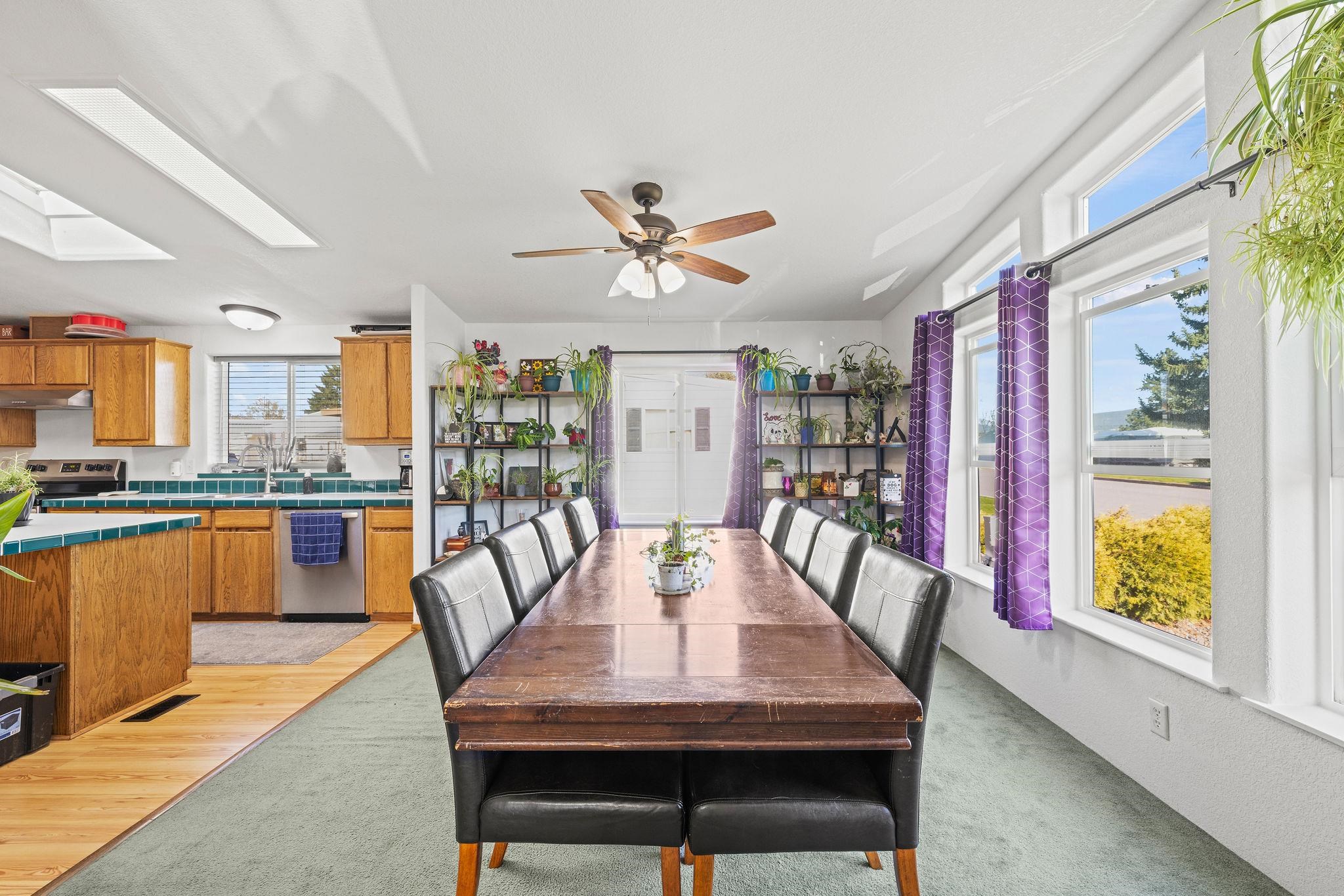 18821 E Montgomery Dr - Photo 8