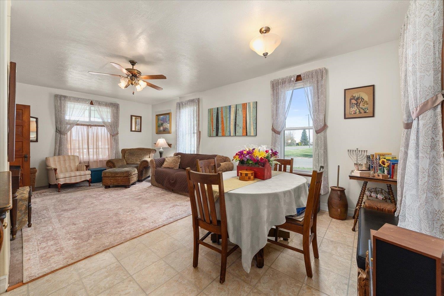 255 E Broadway Ave - Photo 13