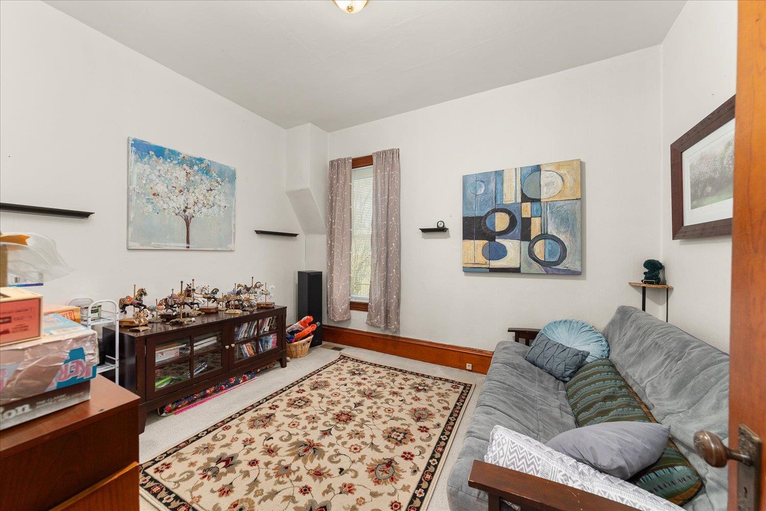 255 E Broadway Ave - Photo 17