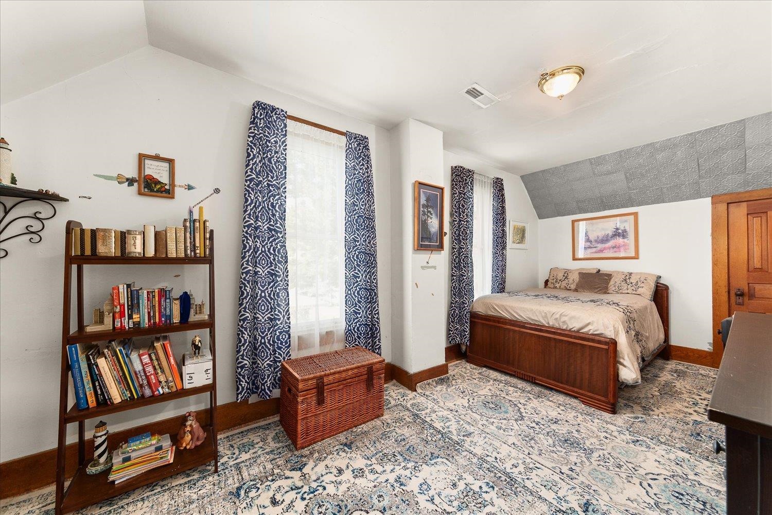 255 E Broadway Ave - Photo 23