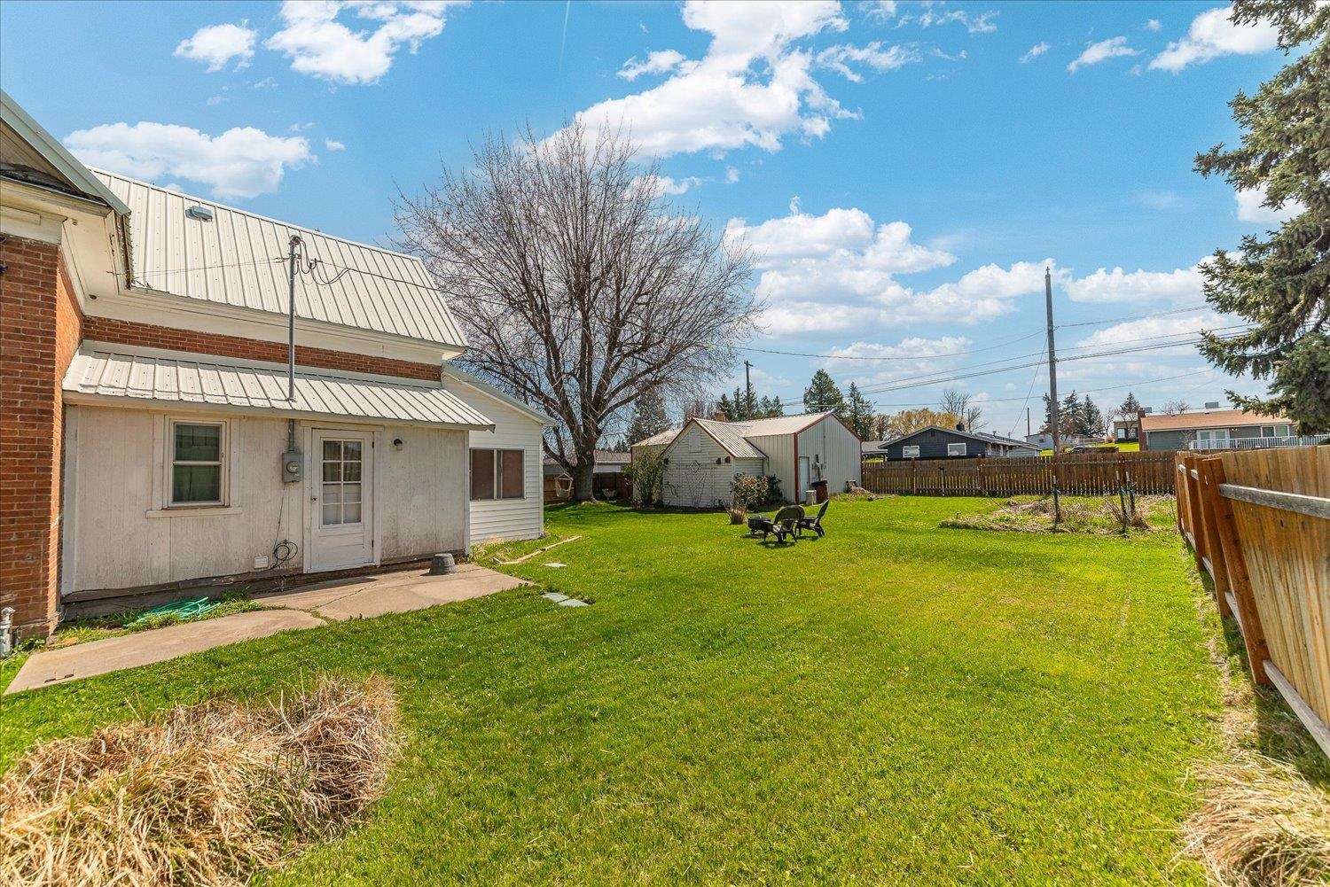255 E Broadway Ave - Photo 32