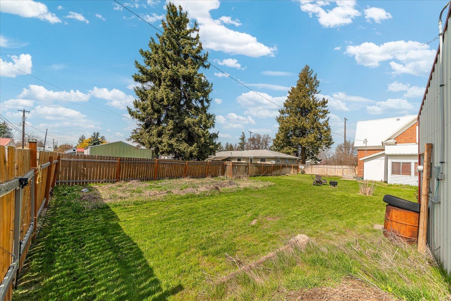 255 E Broadway Ave - Photo 37