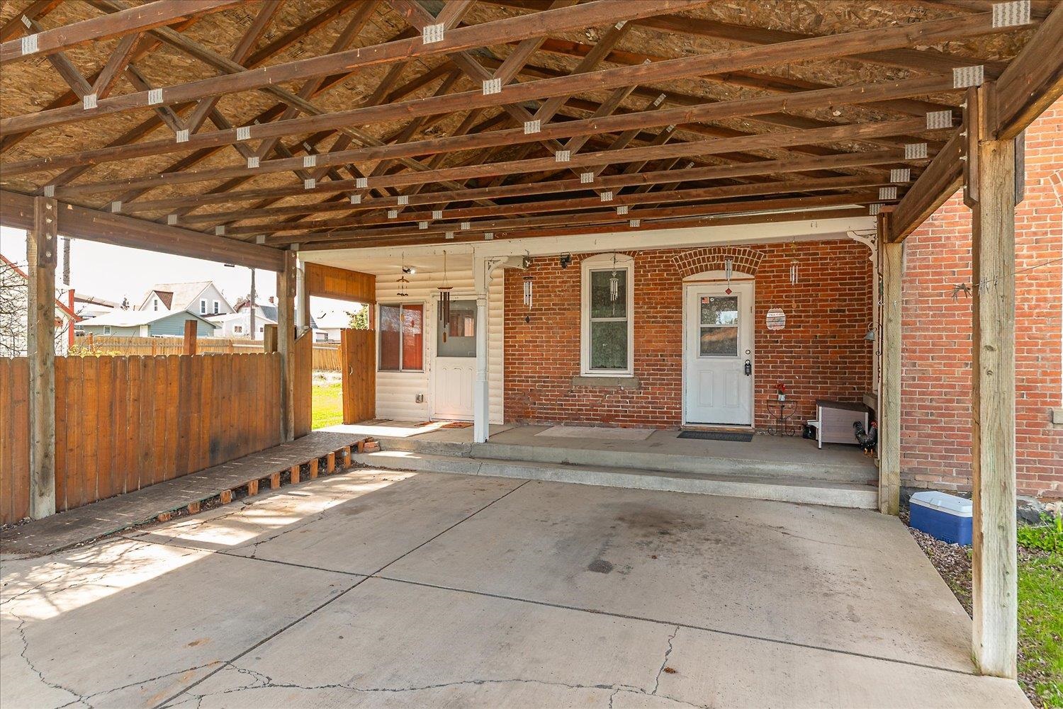 255 E Broadway Ave - Photo 7