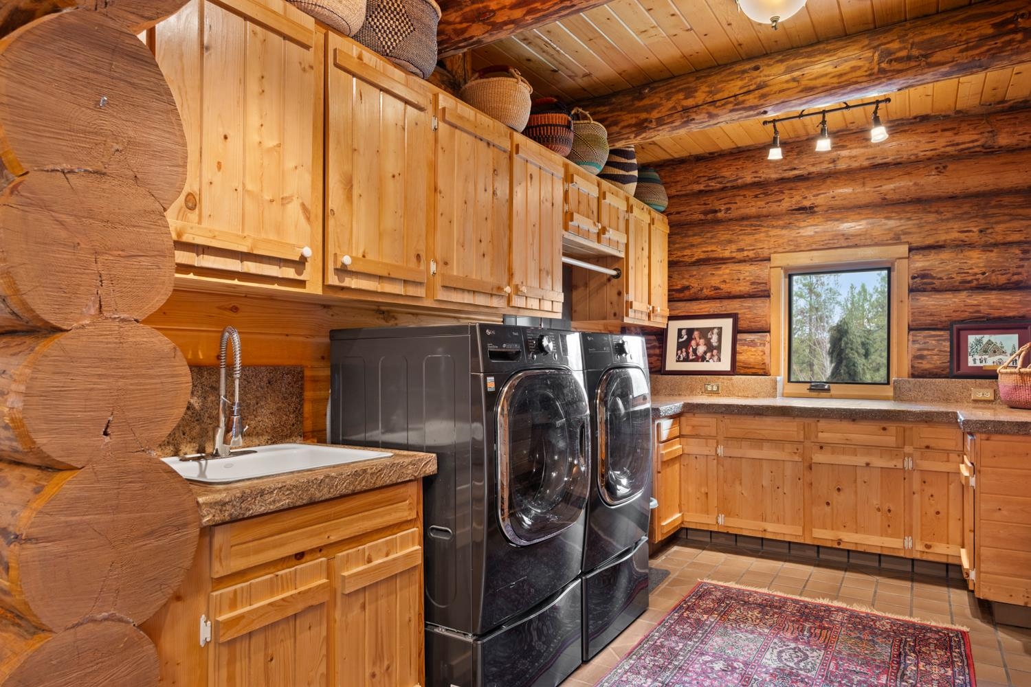 5024 E Stoughton Rd - Photo 11