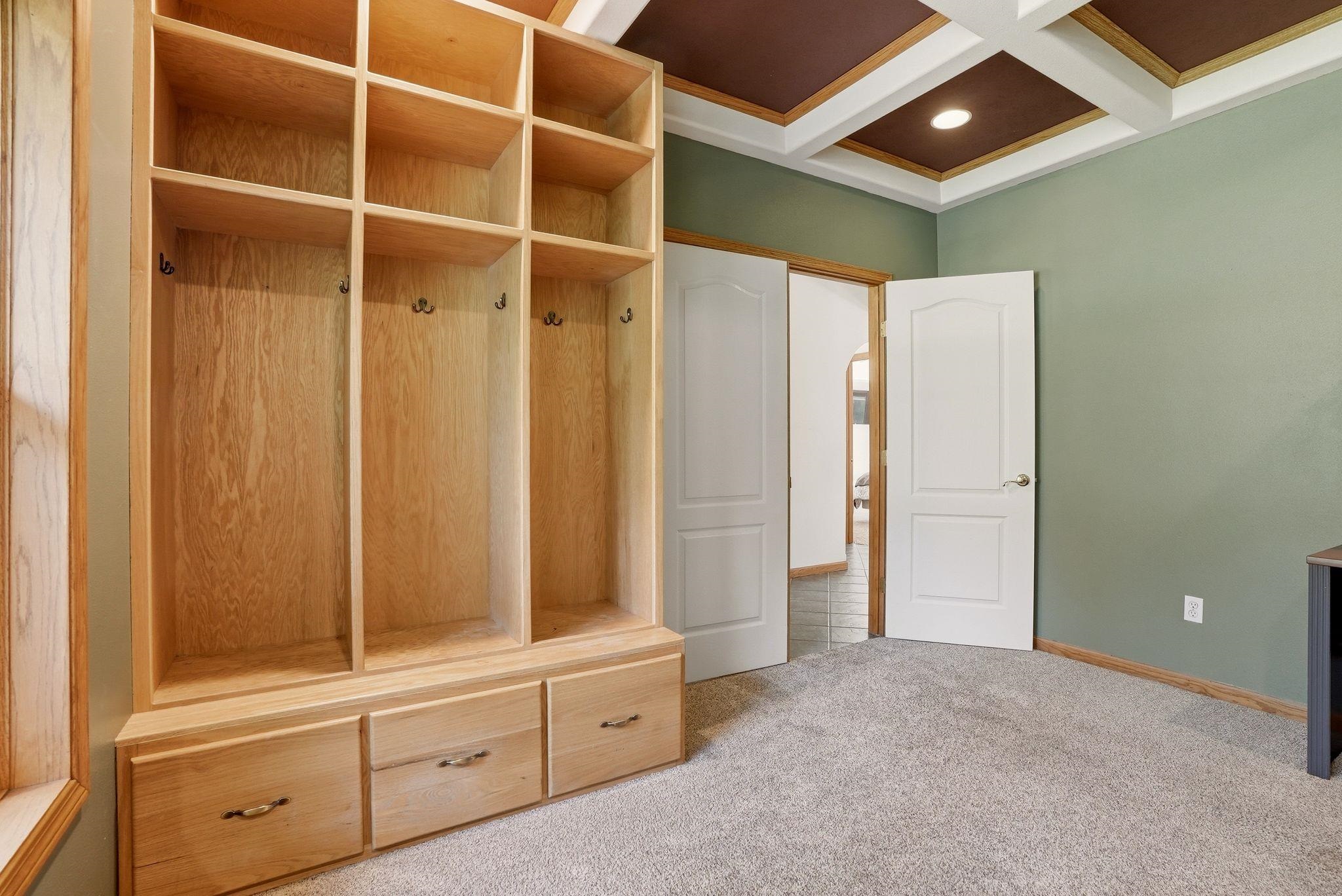 3216 E Rocky Ridge Ave - Photo 17