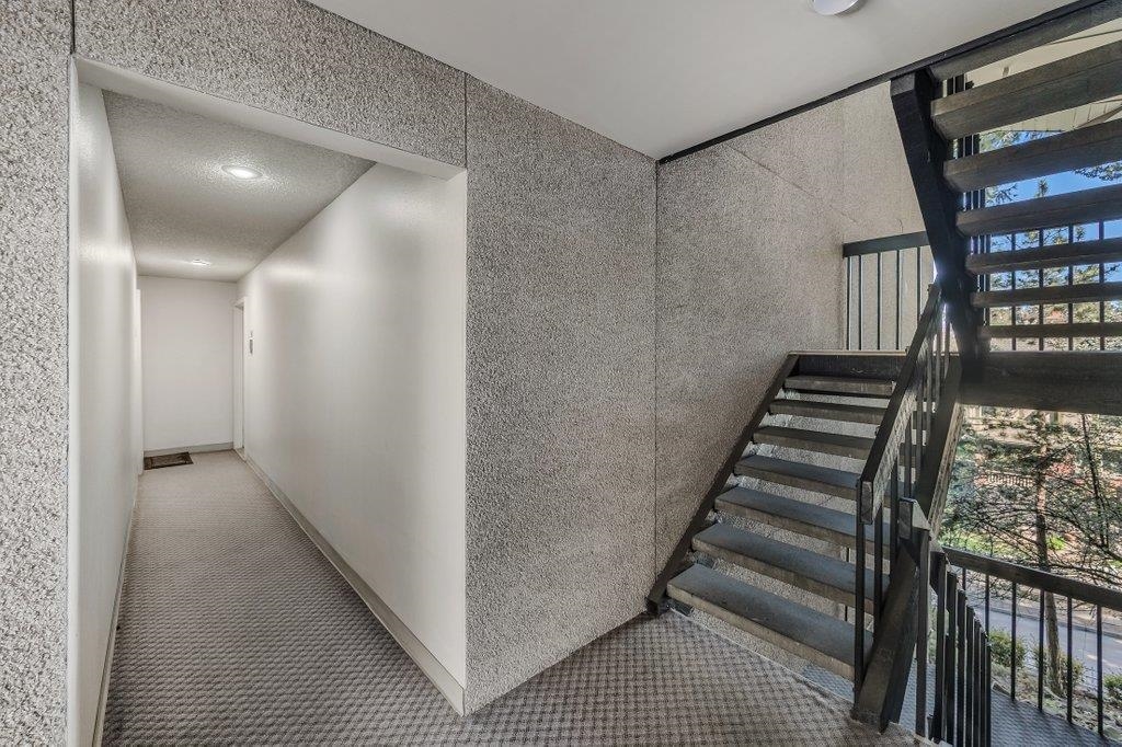 1002 W 7th Ave - Photo 29