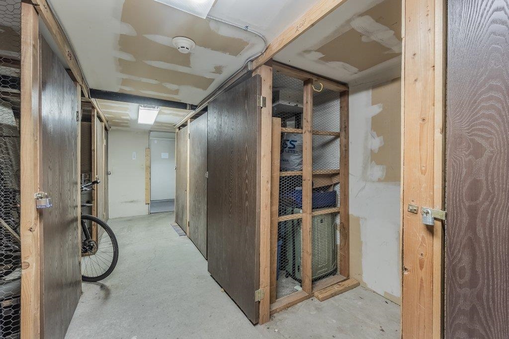 1002 W 7th Ave - Photo 32